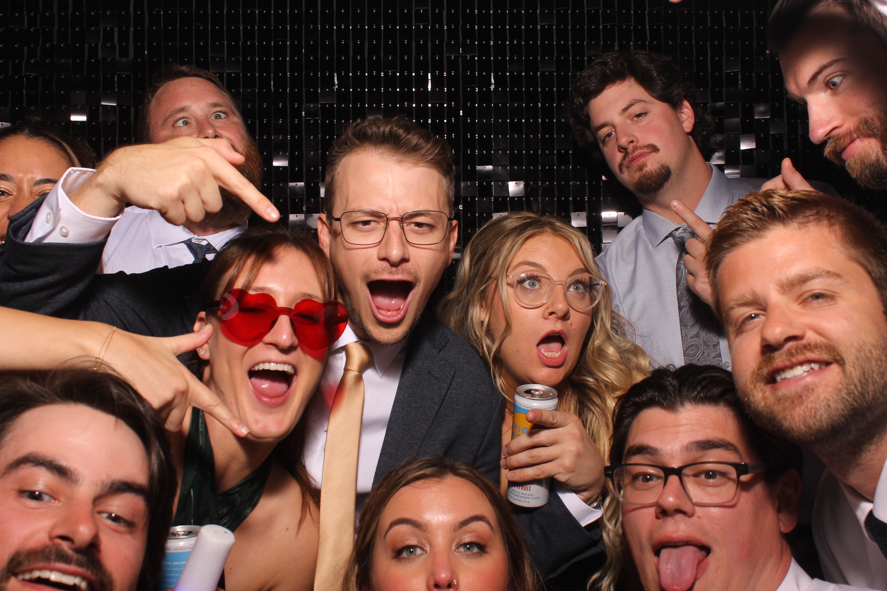 Dardaris/Buckner Wedding  | View more photos from the event at gallery.photoboothcincy.com/u/PhotoBoothCincy/DardarisBuckner-Wedding