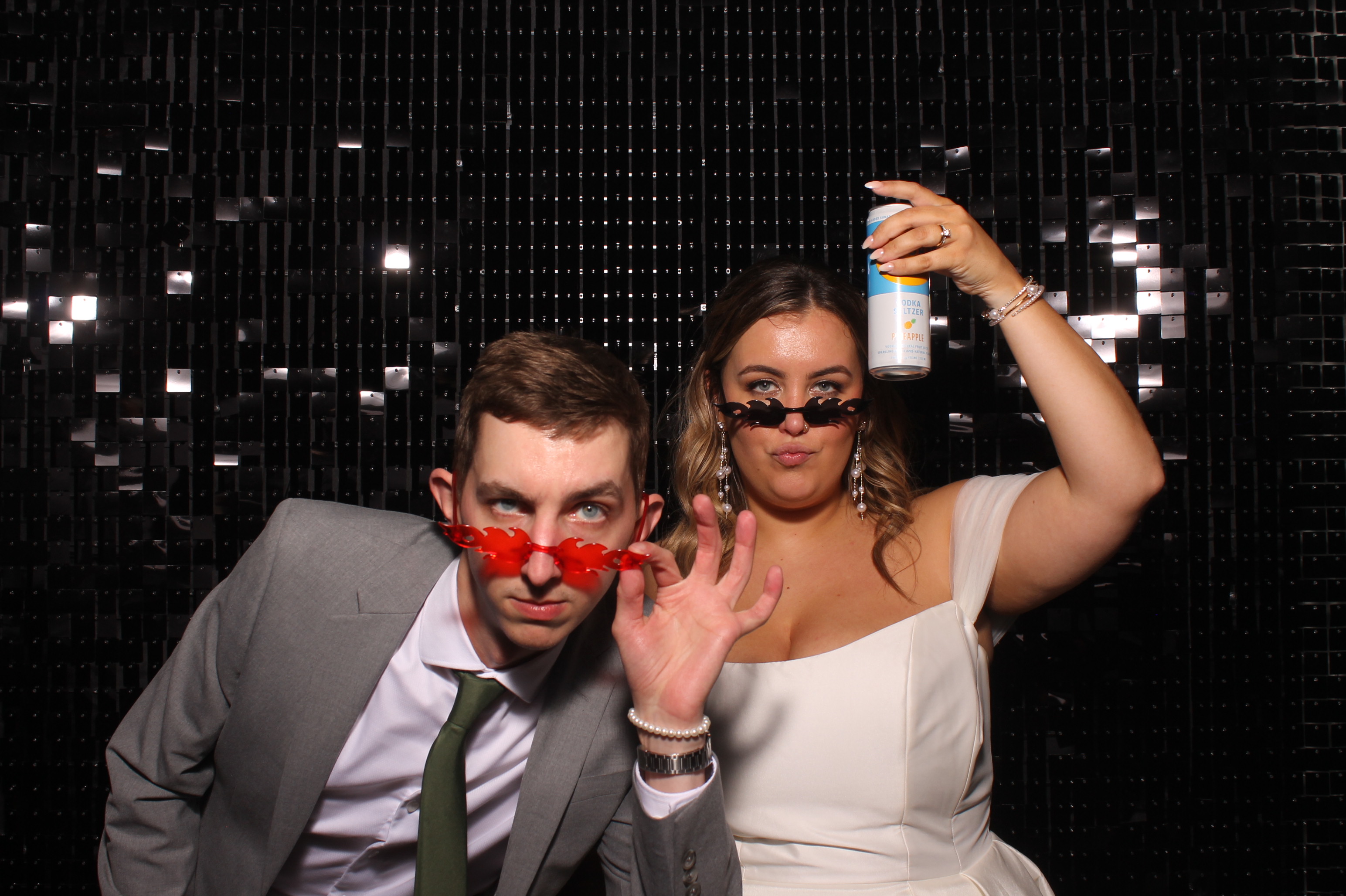Dardaris/Buckner Wedding  | View more photos from the event at gallery.photoboothcincy.com/u/PhotoBoothCincy/DardarisBuckner-Wedding