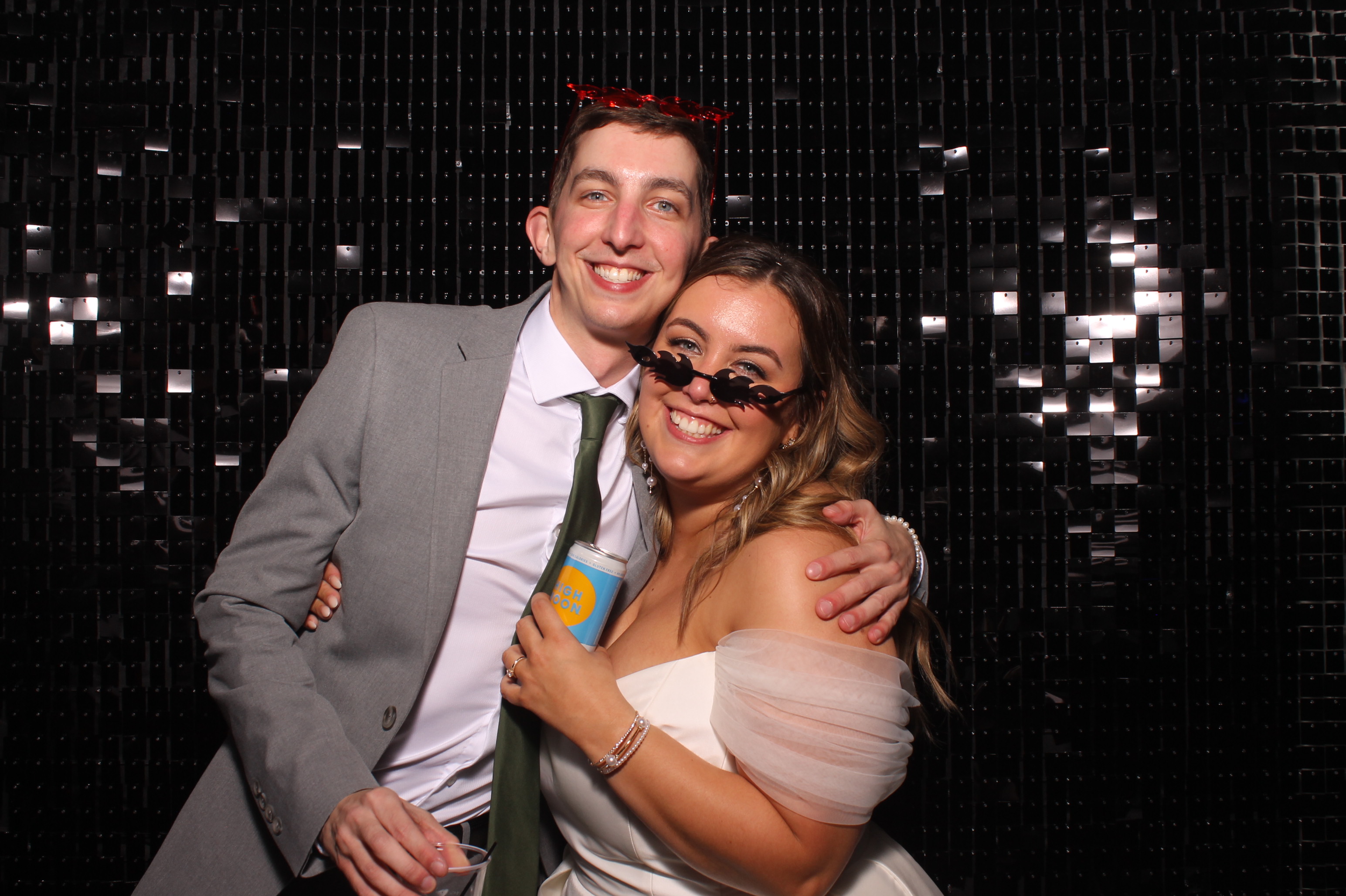 Dardaris/Buckner Wedding  | View more photos from the event at gallery.photoboothcincy.com/u/PhotoBoothCincy/DardarisBuckner-Wedding