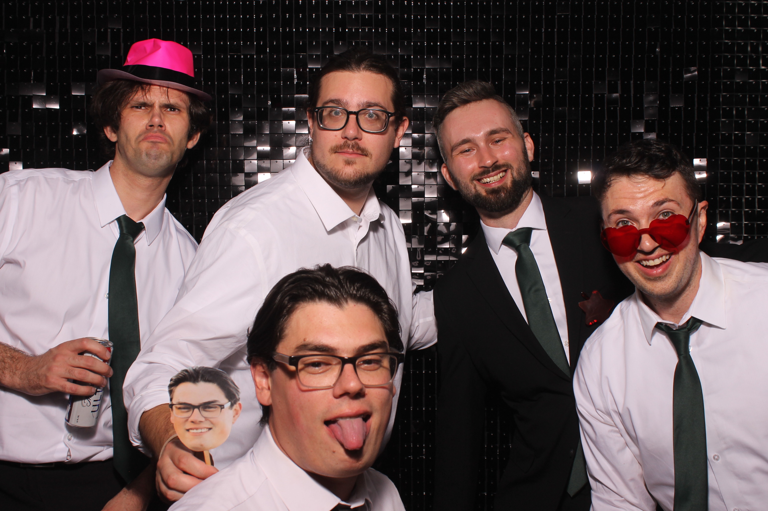 Dardaris/Buckner Wedding  | View more photos from the event at gallery.photoboothcincy.com/u/PhotoBoothCincy/DardarisBuckner-Wedding
