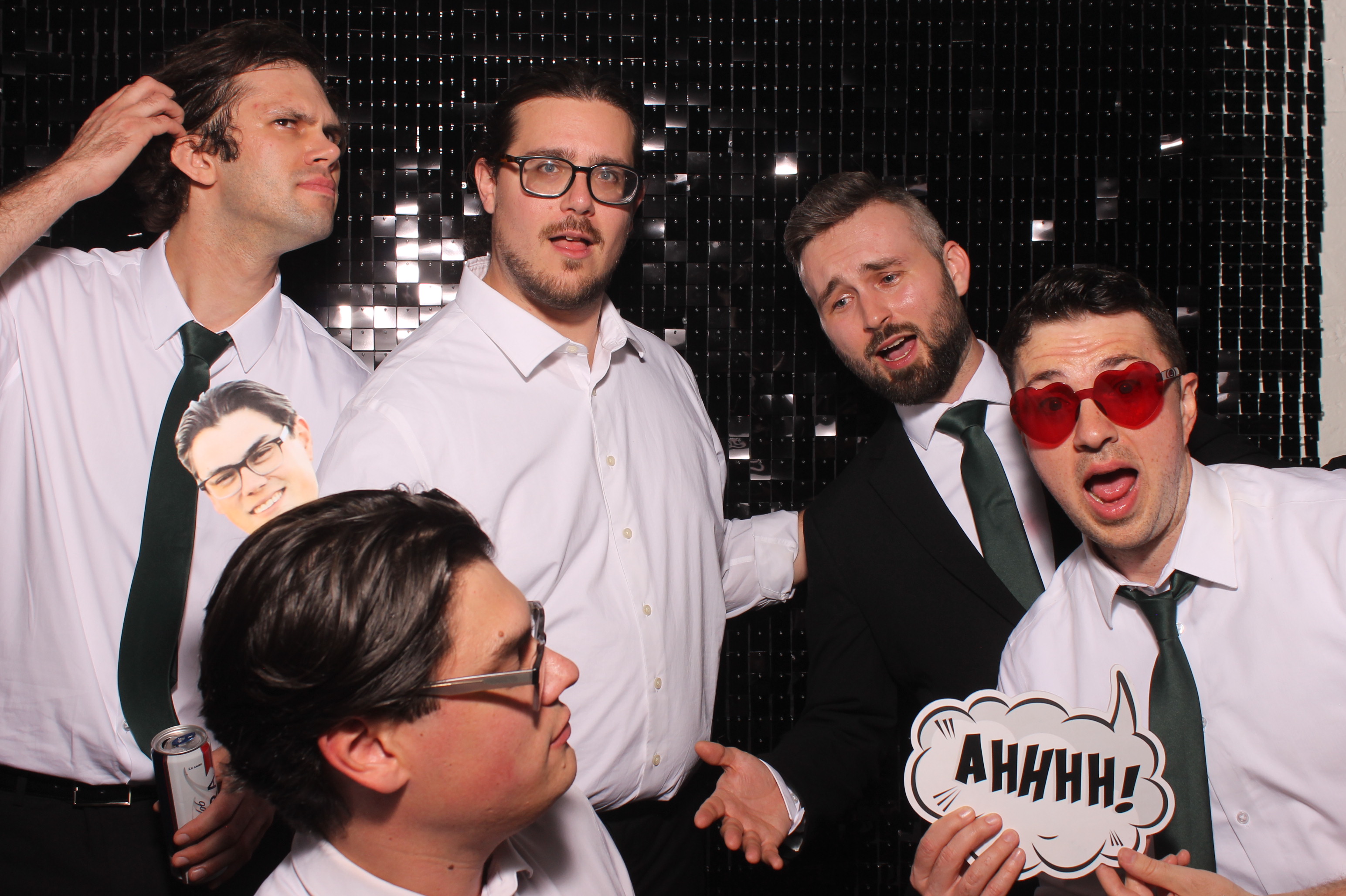 Dardaris/Buckner Wedding  | View more photos from the event at gallery.photoboothcincy.com/u/PhotoBoothCincy/DardarisBuckner-Wedding