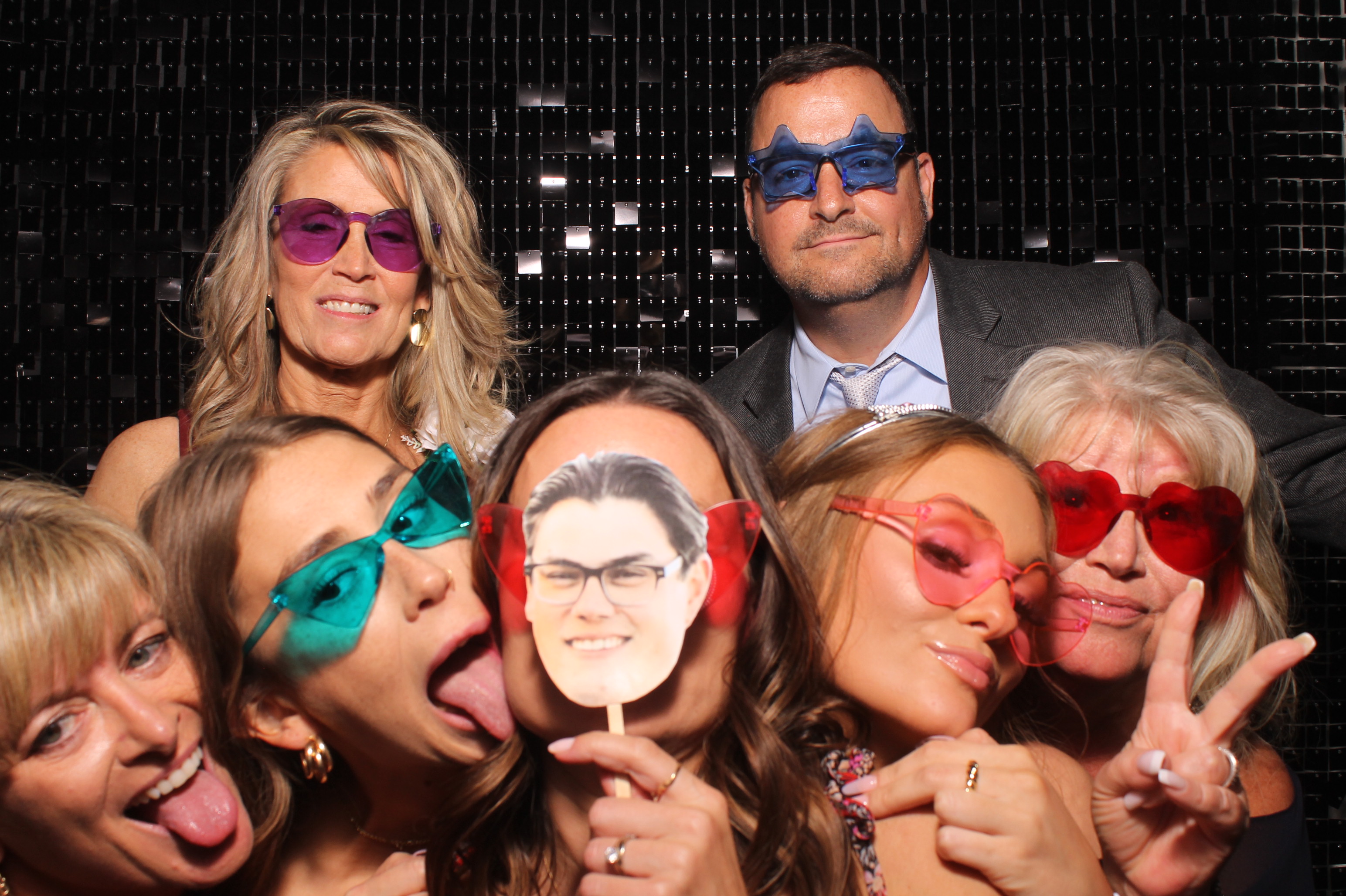Dardaris/Buckner Wedding  | View more photos from the event at gallery.photoboothcincy.com/u/PhotoBoothCincy/DardarisBuckner-Wedding