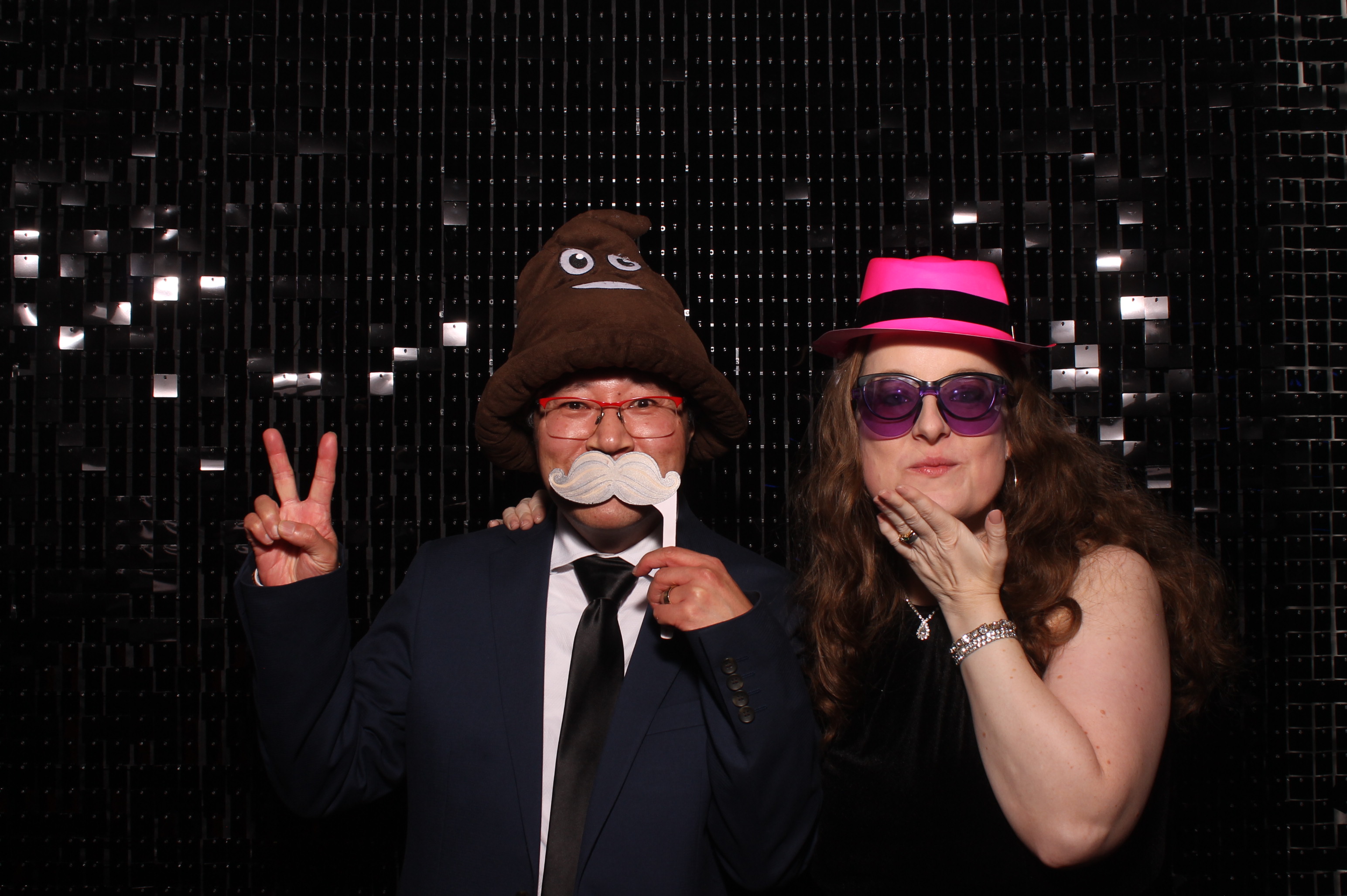 Dardaris/Buckner Wedding  | View more photos from the event at gallery.photoboothcincy.com/u/PhotoBoothCincy/DardarisBuckner-Wedding
