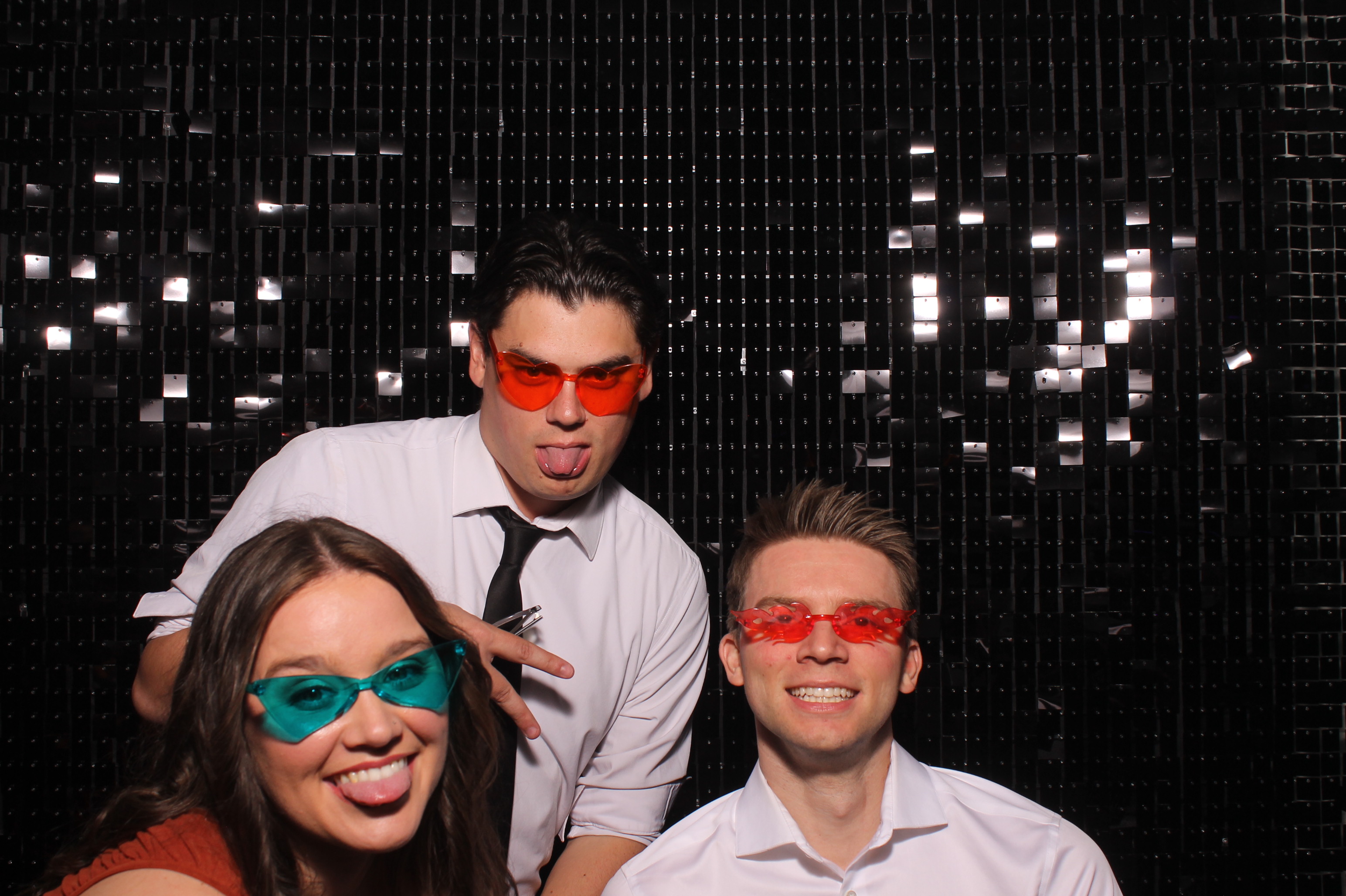 Dardaris/Buckner Wedding  | View more photos from the event at gallery.photoboothcincy.com/u/PhotoBoothCincy/DardarisBuckner-Wedding