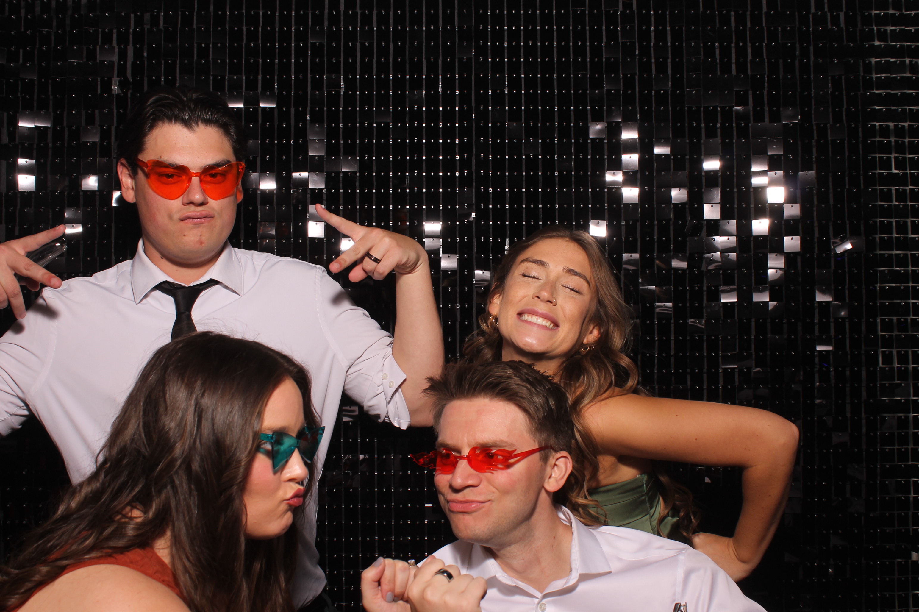 Dardaris/Buckner Wedding  | View more photos from the event at gallery.photoboothcincy.com/u/PhotoBoothCincy/DardarisBuckner-Wedding