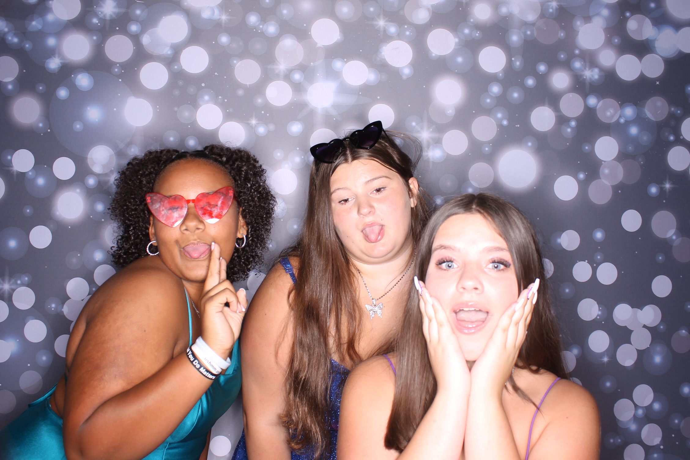 Deer Park Homecoming | View more photos from the event at gallery.photoboothcincy.com/u/PhotoBoothCincy/Deer-Park-Homecoming
