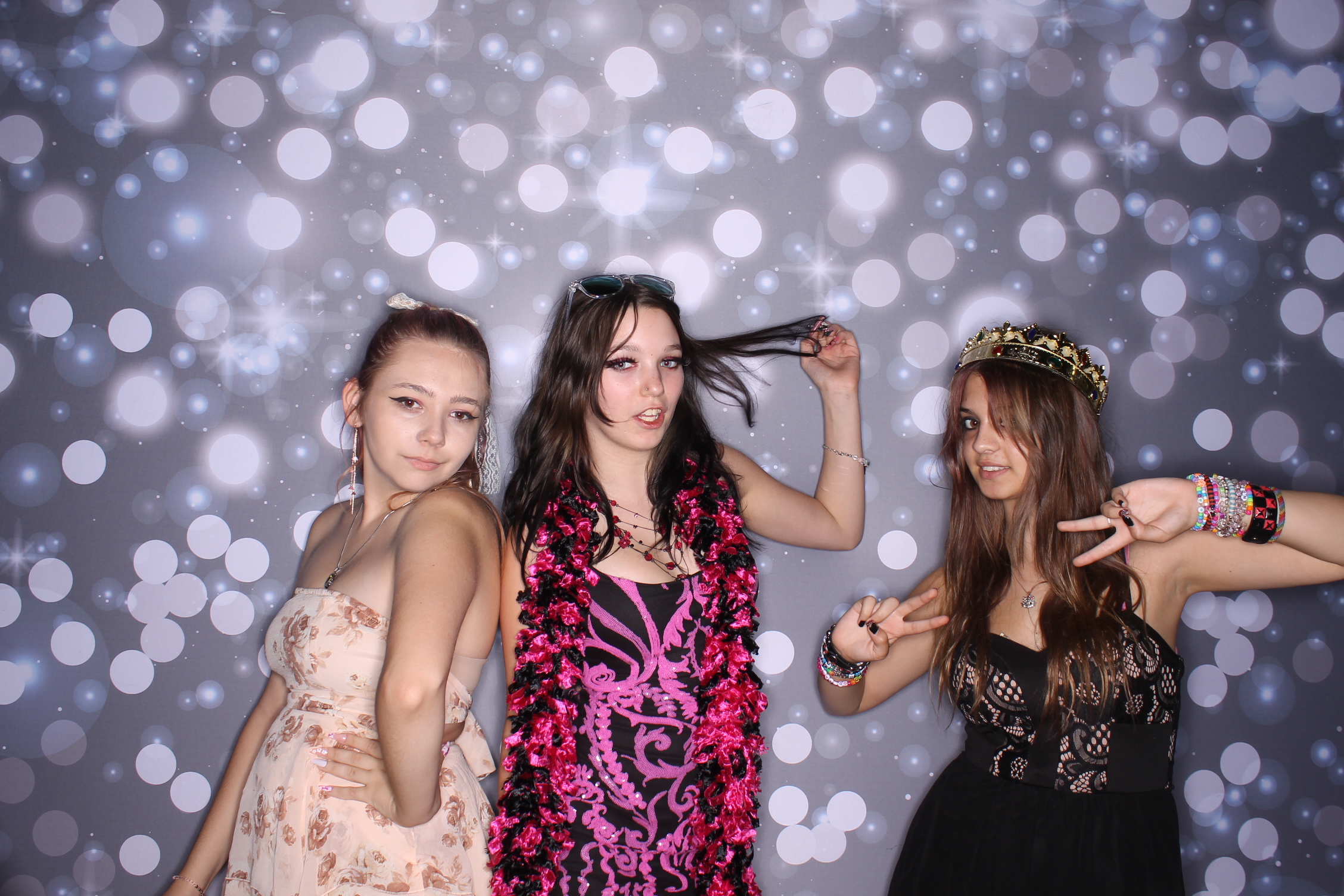Deer Park Homecoming | View more photos from the event at gallery.photoboothcincy.com/u/PhotoBoothCincy/Deer-Park-Homecoming