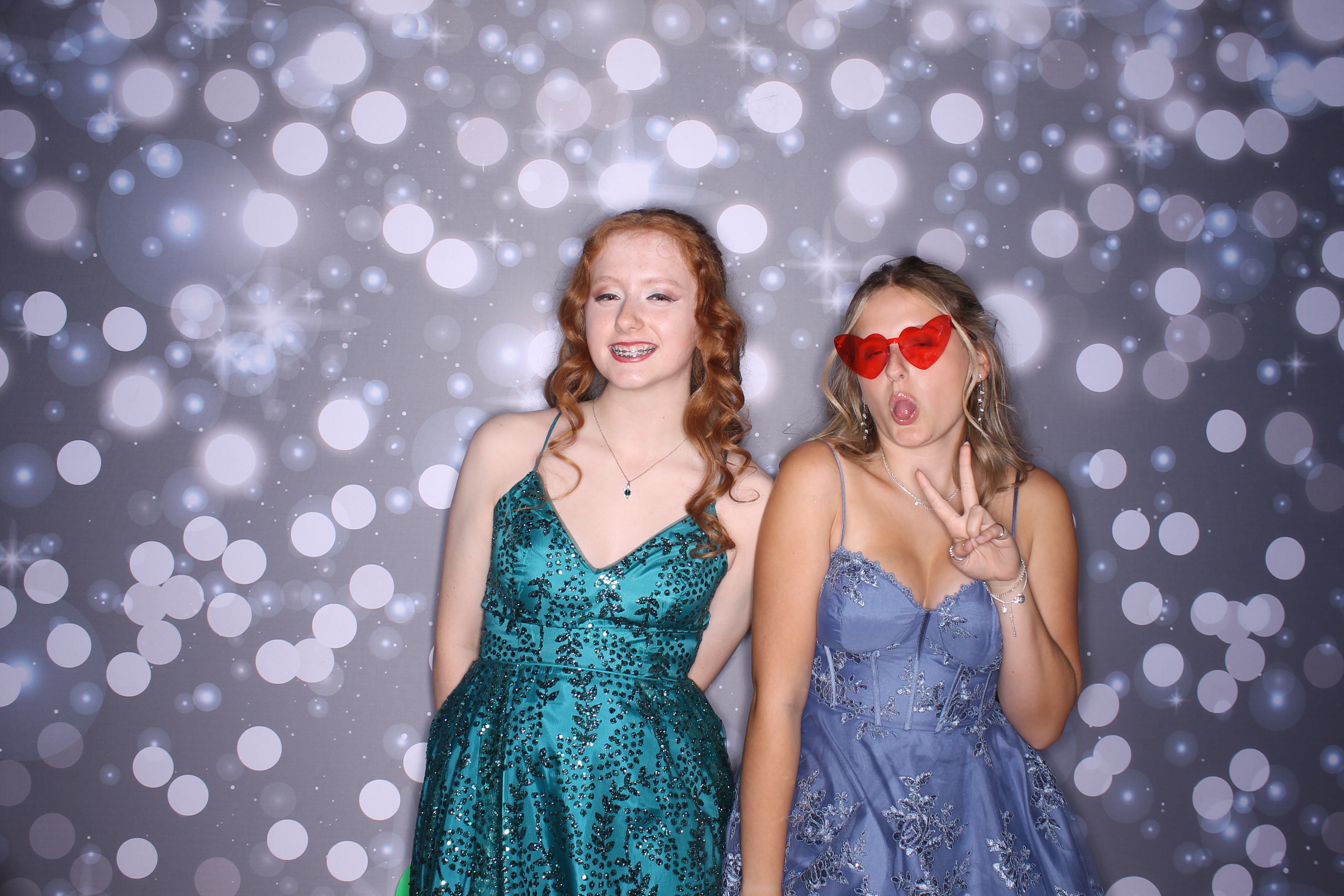 Deer Park Homecoming | View more photos from the event at gallery.photoboothcincy.com/u/PhotoBoothCincy/Deer-Park-Homecoming