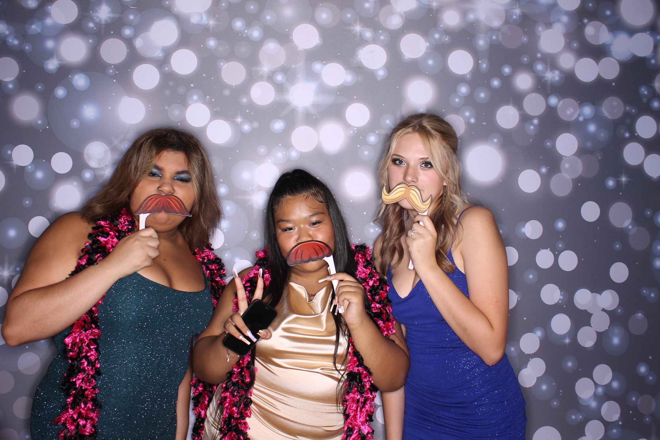 Deer Park Homecoming | View more photos from the event at gallery.photoboothcincy.com/u/PhotoBoothCincy/Deer-Park-Homecoming