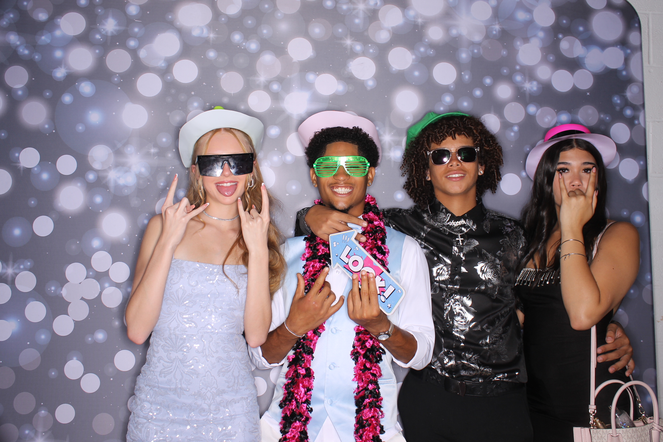 Deer Park Homecoming | View more photos from the event at gallery.photoboothcincy.com/u/PhotoBoothCincy/Deer-Park-Homecoming