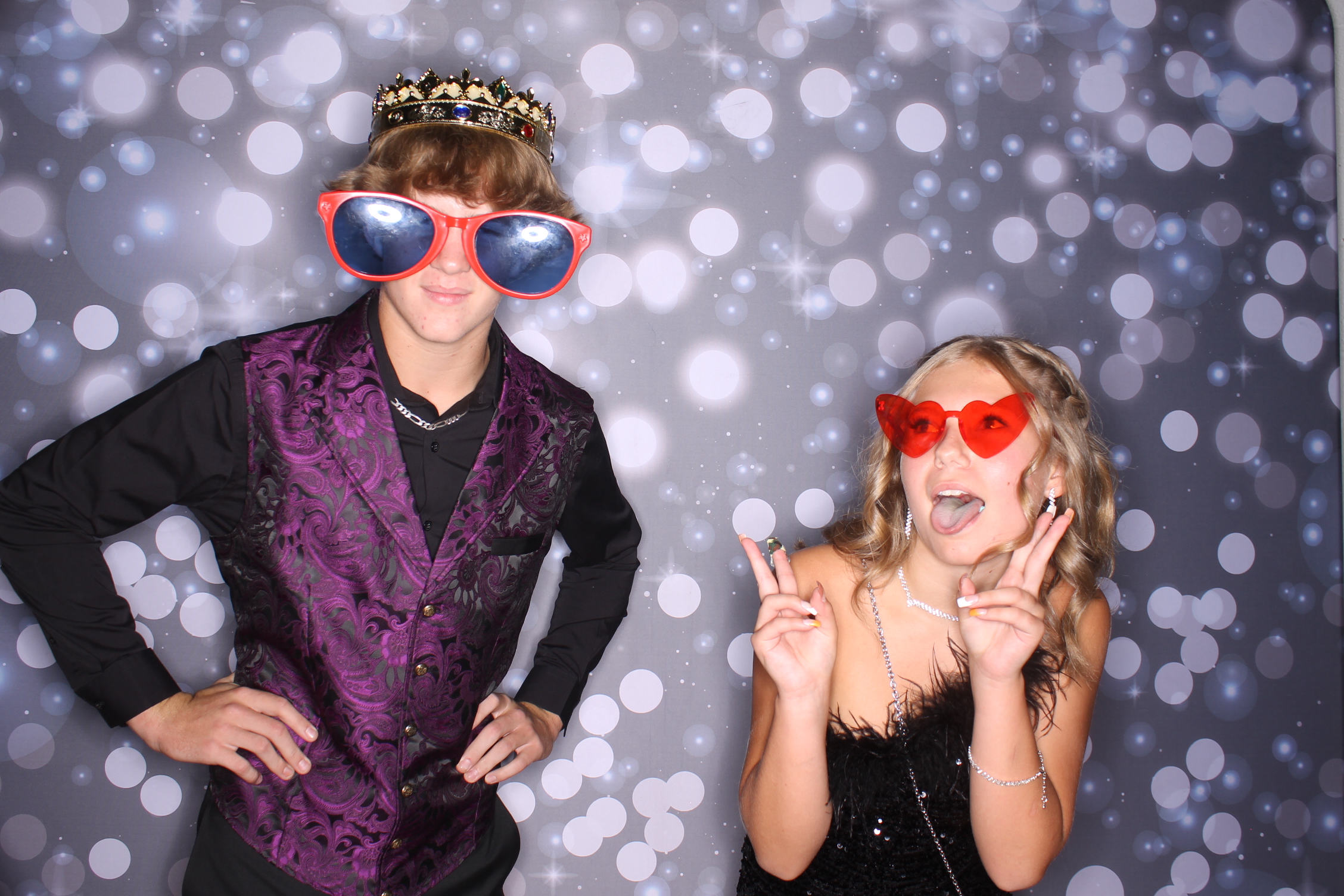 Deer Park Homecoming | View more photos from the event at gallery.photoboothcincy.com/u/PhotoBoothCincy/Deer-Park-Homecoming