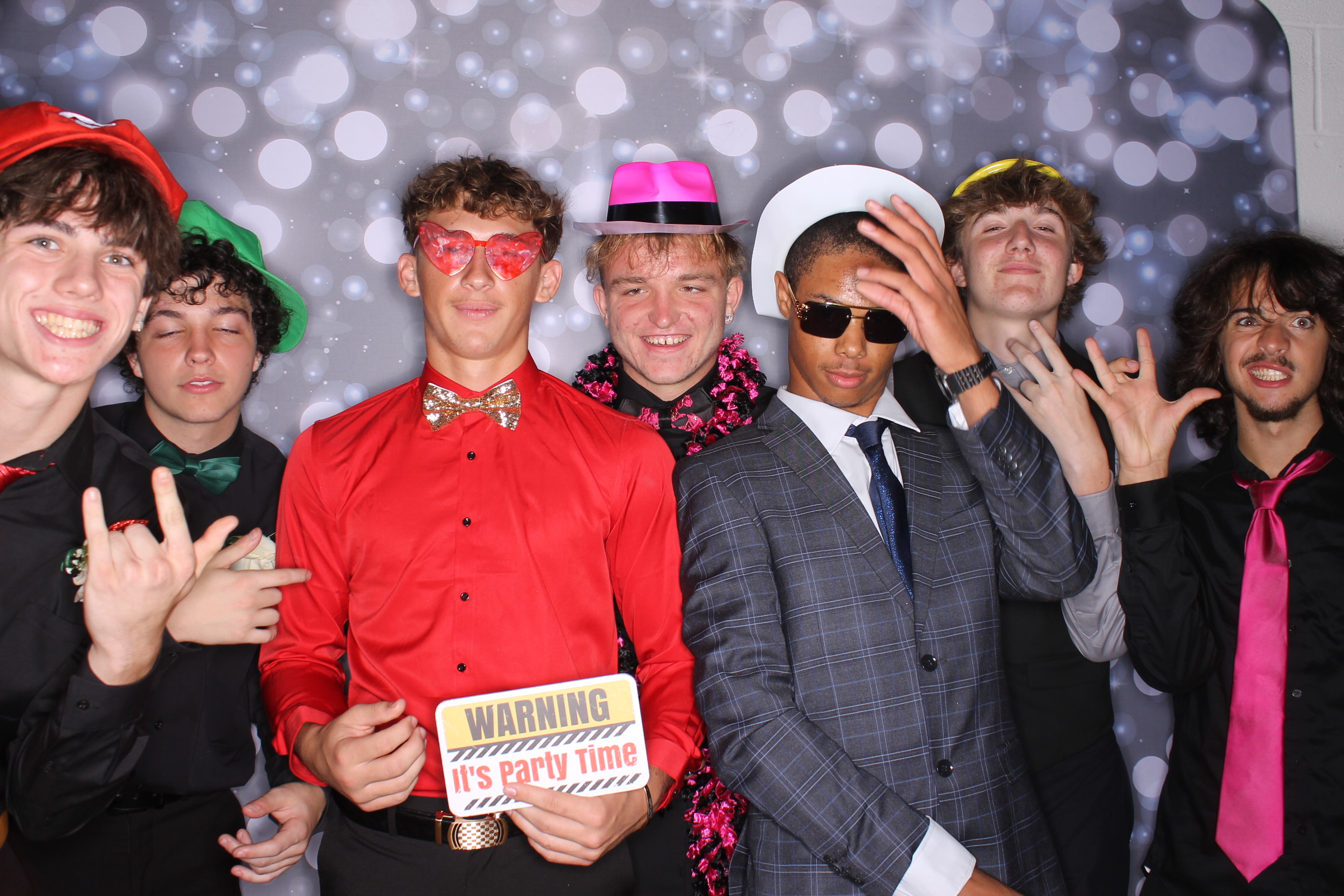 Deer Park Homecoming | View more photos from the event at gallery.photoboothcincy.com/u/PhotoBoothCincy/Deer-Park-Homecoming