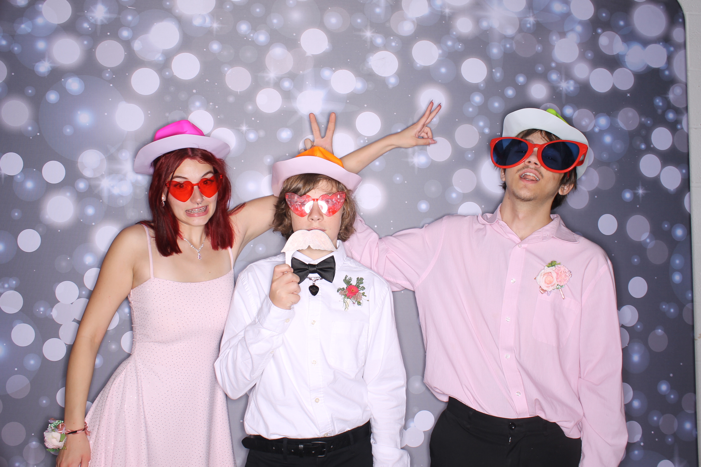 Deer Park Homecoming | View more photos from the event at gallery.photoboothcincy.com/u/PhotoBoothCincy/Deer-Park-Homecoming