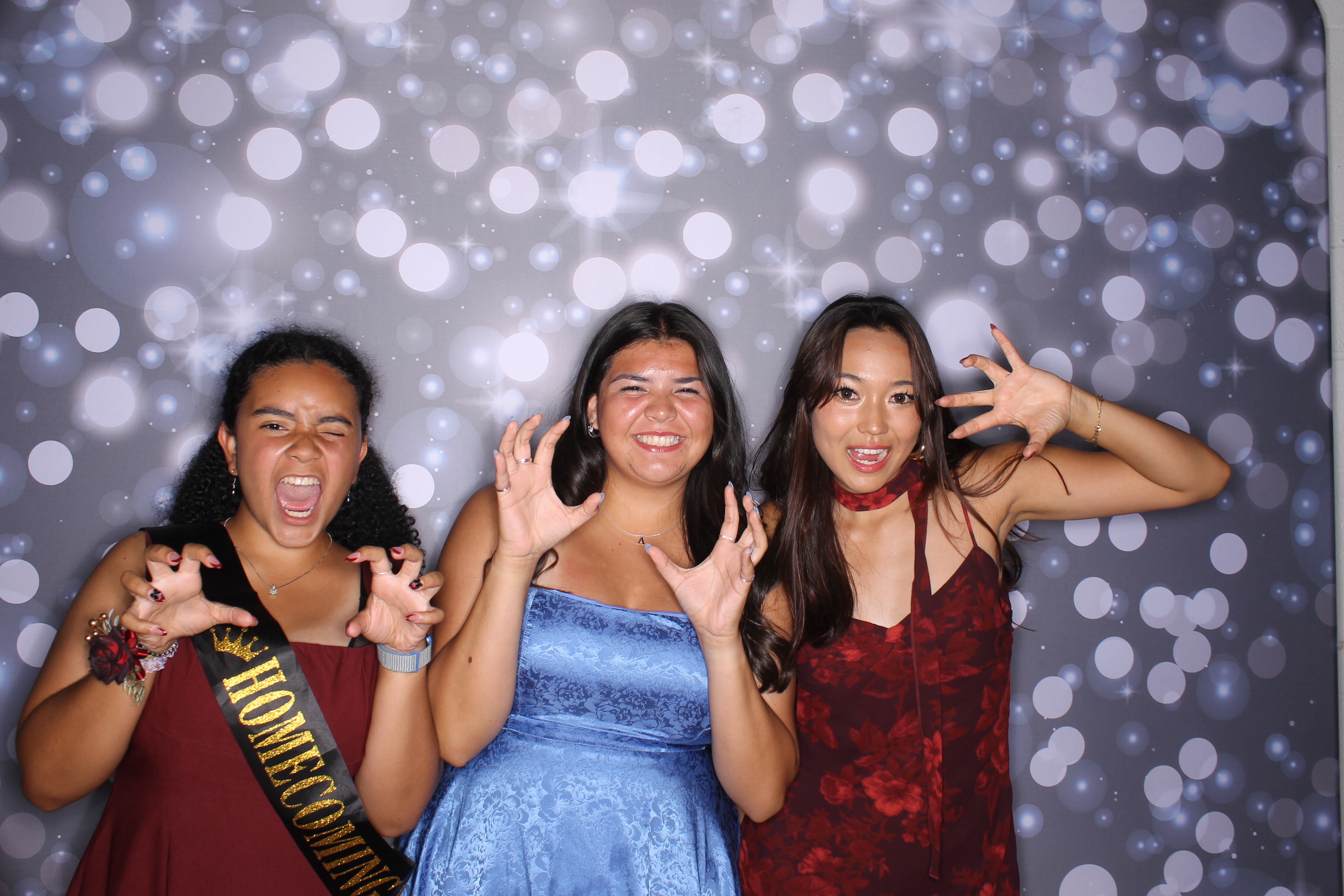 Deer Park Homecoming | View more photos from the event at gallery.photoboothcincy.com/u/PhotoBoothCincy/Deer-Park-Homecoming