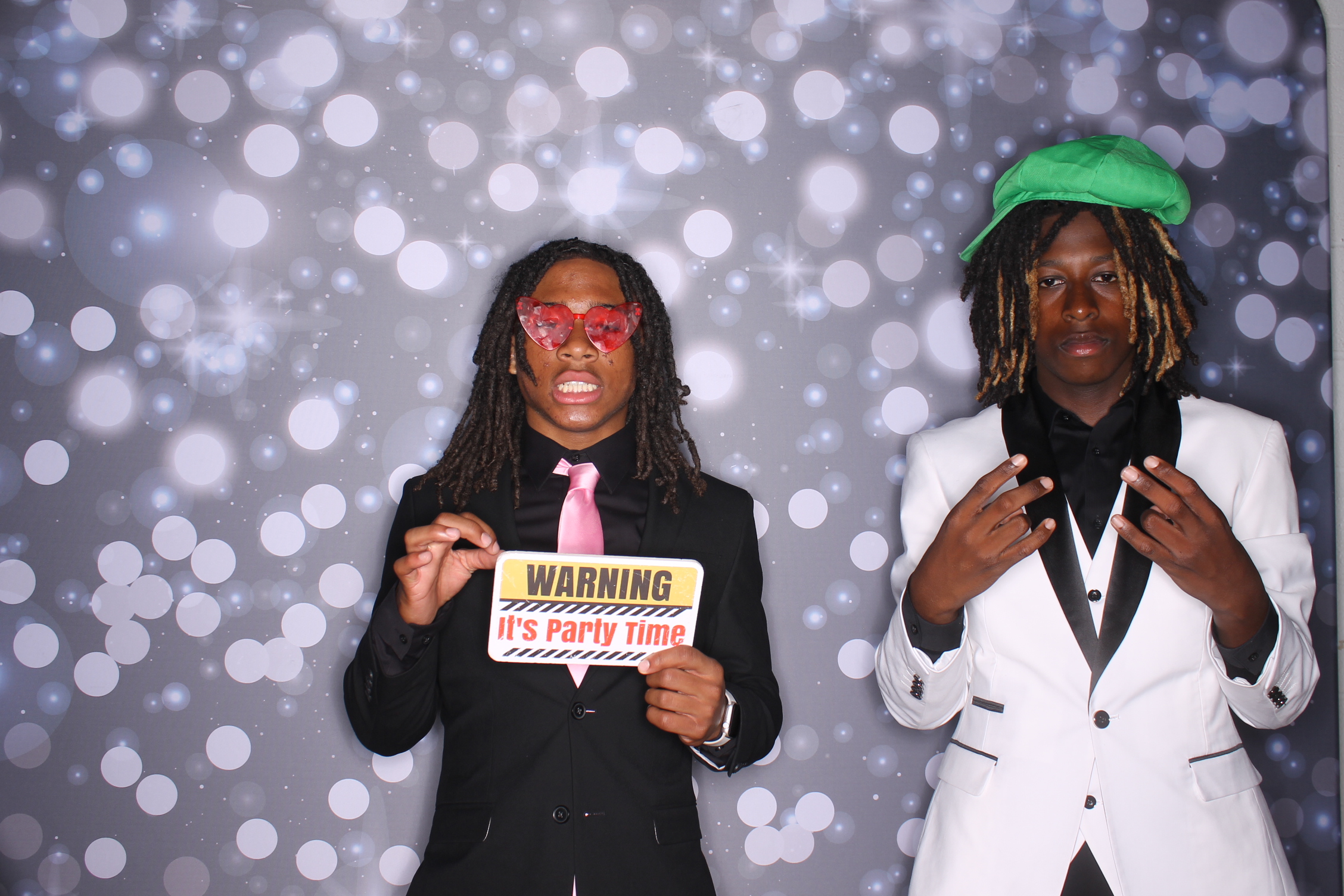 Deer Park Homecoming | View more photos from the event at gallery.photoboothcincy.com/u/PhotoBoothCincy/Deer-Park-Homecoming