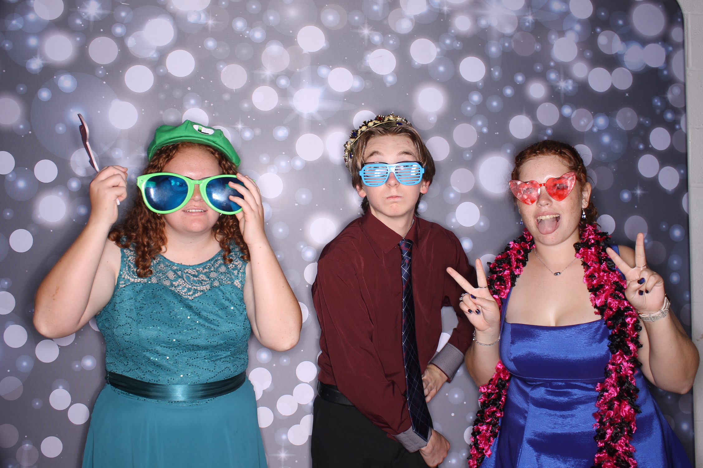 Deer Park Homecoming | View more photos from the event at gallery.photoboothcincy.com/u/PhotoBoothCincy/Deer-Park-Homecoming