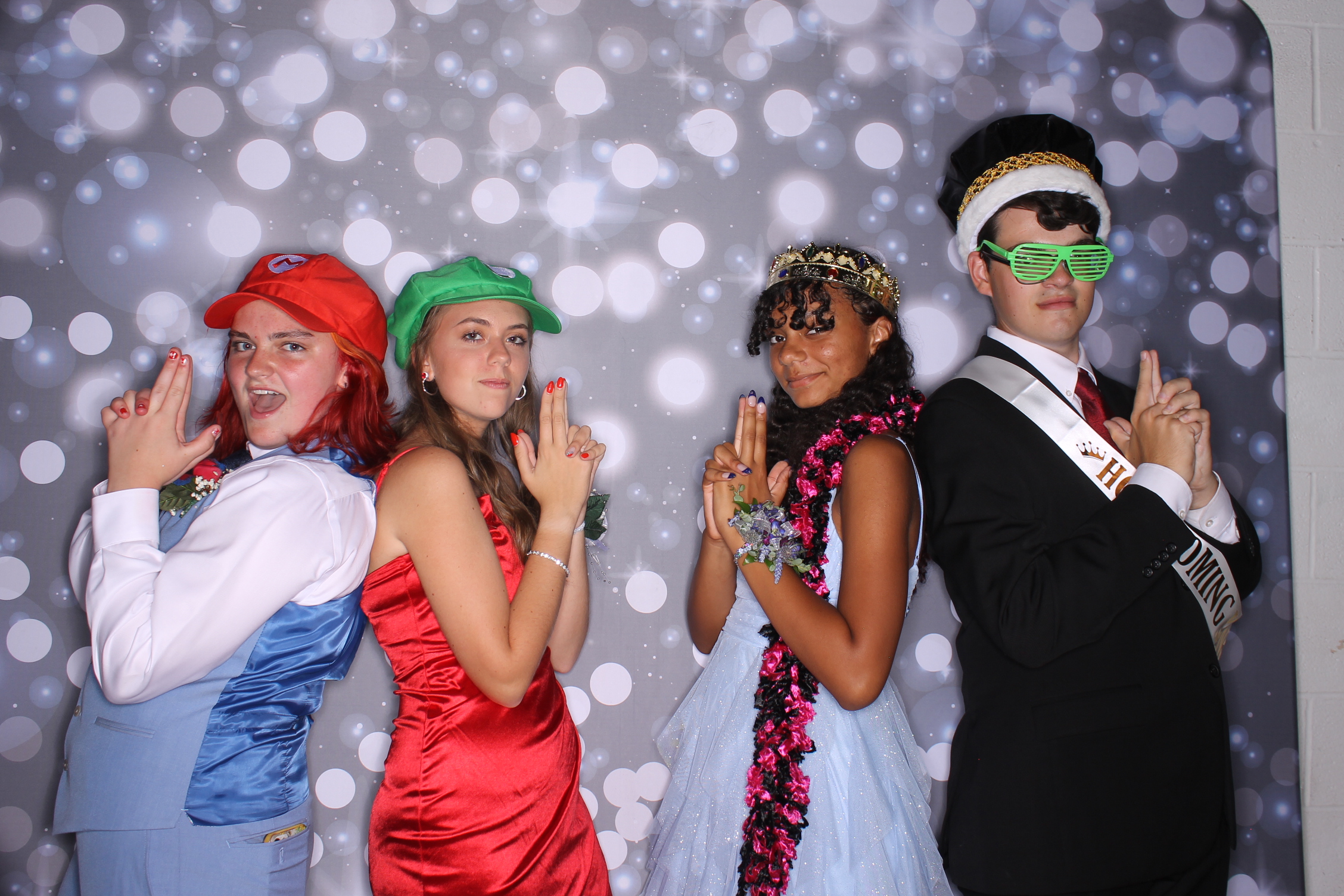Deer Park Homecoming | View more photos from the event at gallery.photoboothcincy.com/u/PhotoBoothCincy/Deer-Park-Homecoming