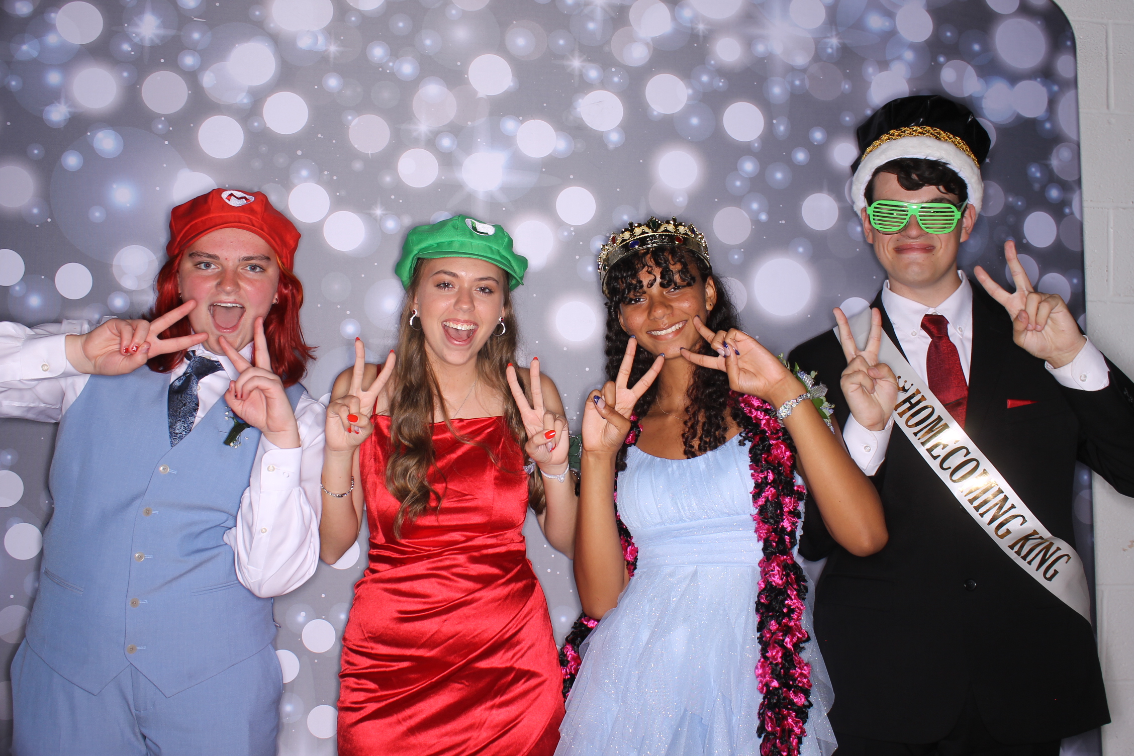Deer Park Homecoming | View more photos from the event at gallery.photoboothcincy.com/u/PhotoBoothCincy/Deer-Park-Homecoming