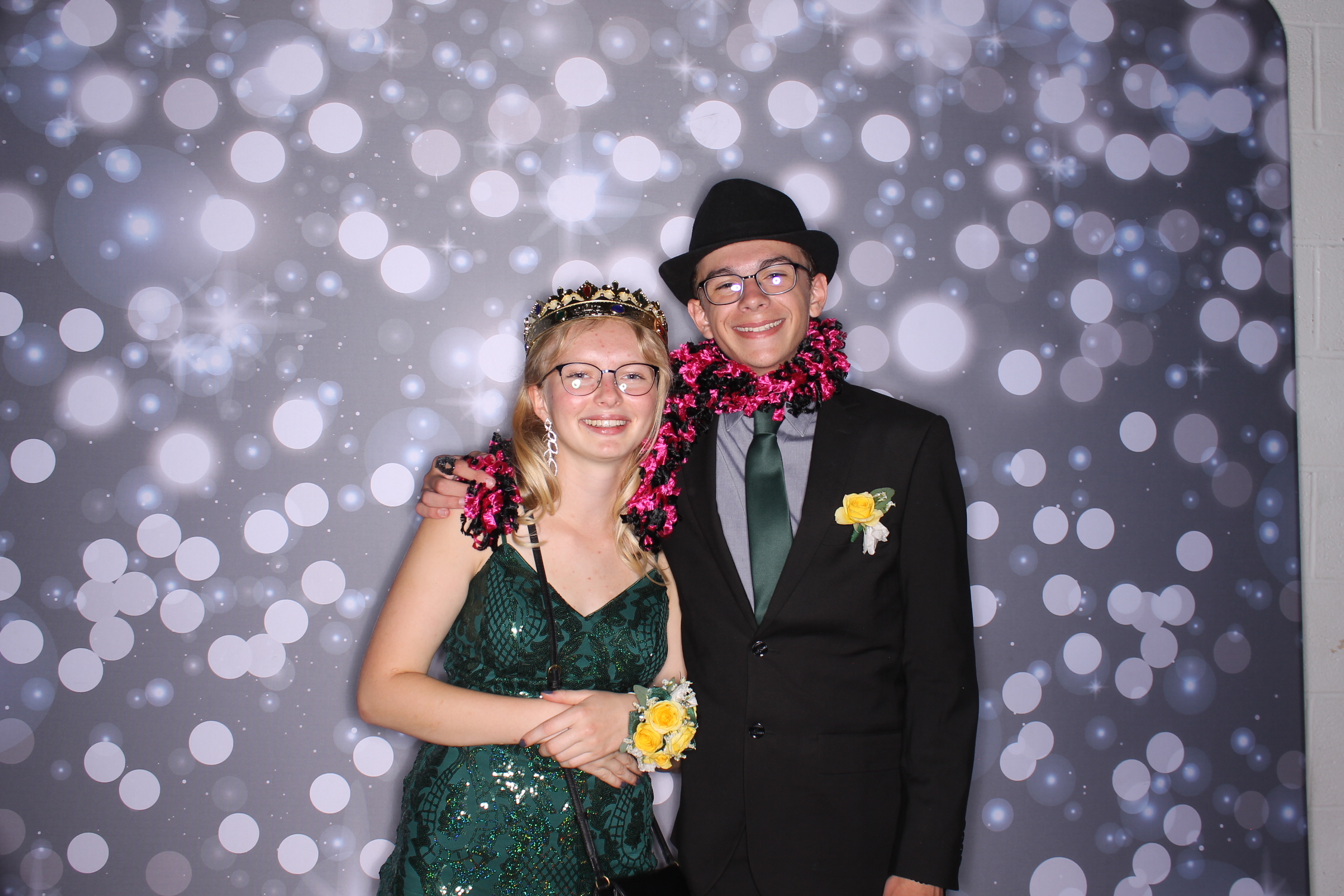Deer Park Homecoming | View more photos from the event at gallery.photoboothcincy.com/u/PhotoBoothCincy/Deer-Park-Homecoming