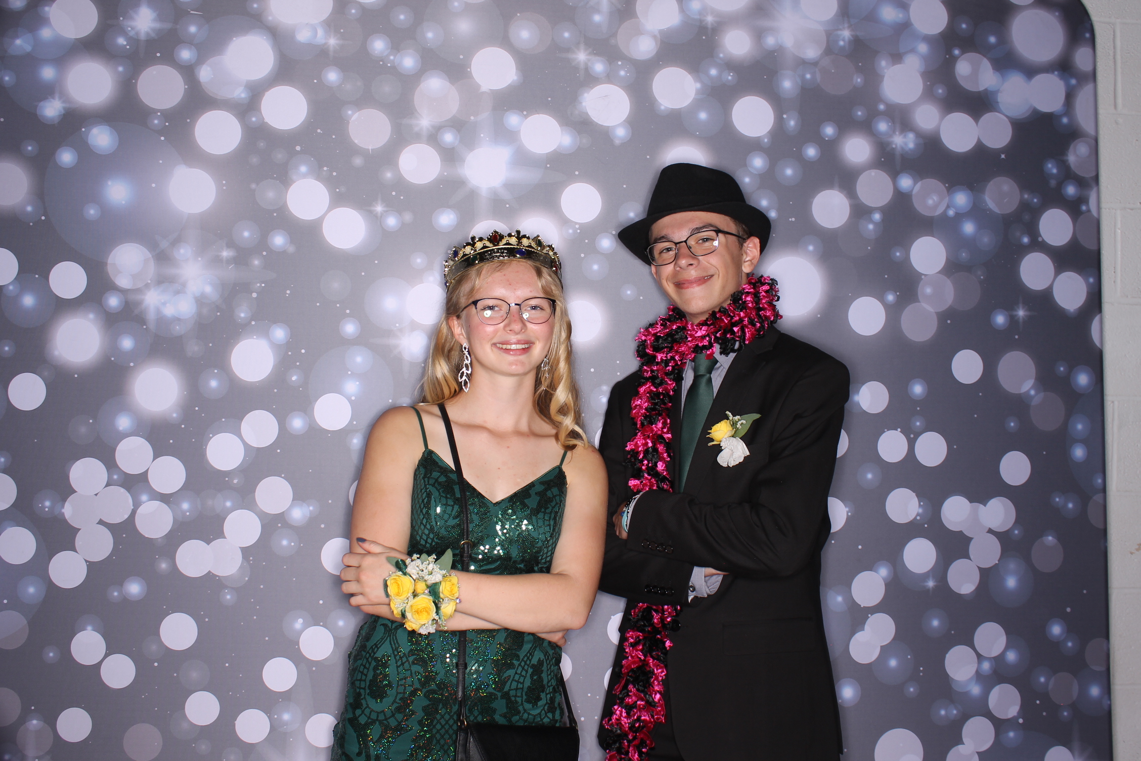 Deer Park Homecoming | View more photos from the event at gallery.photoboothcincy.com/u/PhotoBoothCincy/Deer-Park-Homecoming