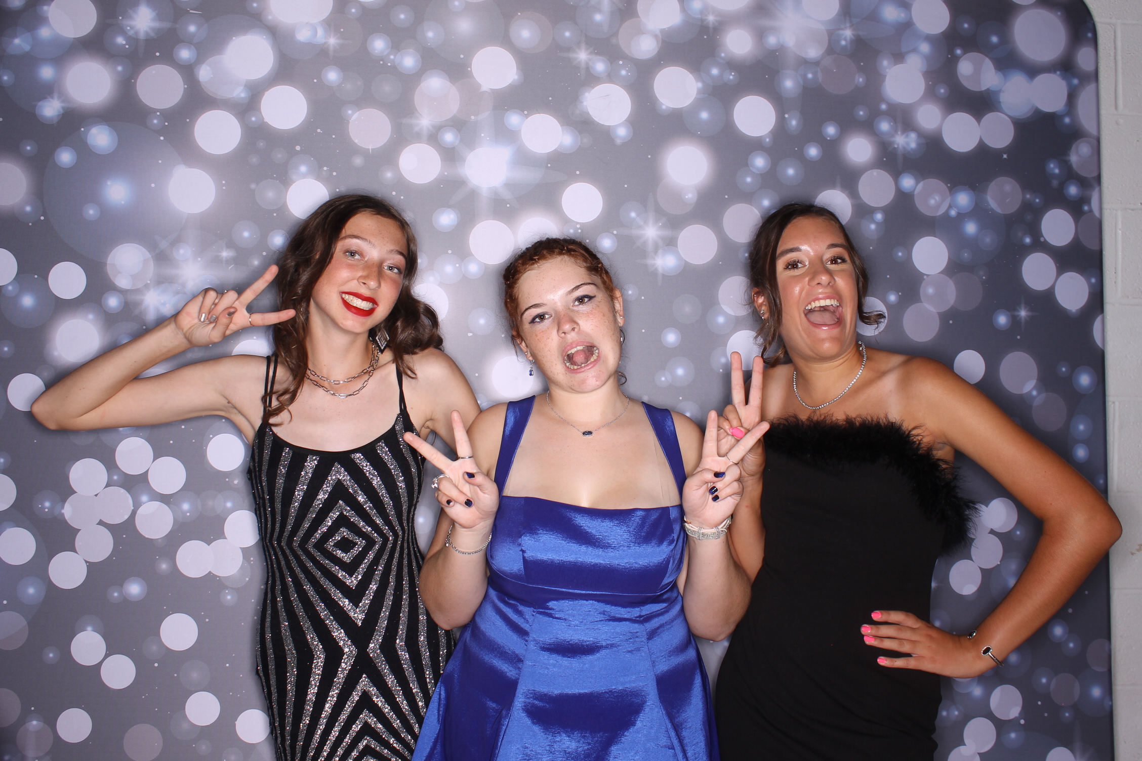 Deer Park Homecoming | View more photos from the event at gallery.photoboothcincy.com/u/PhotoBoothCincy/Deer-Park-Homecoming