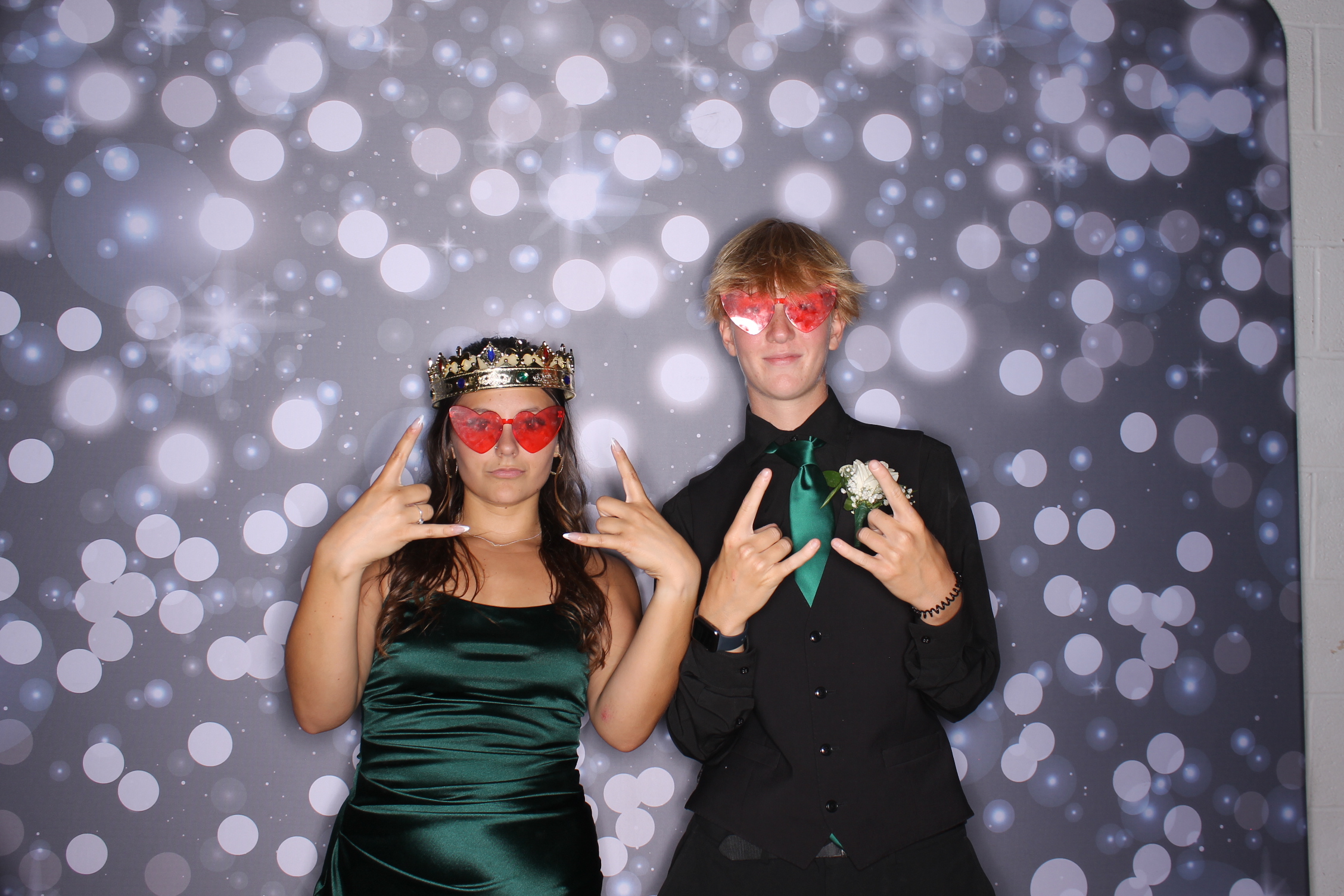 Deer Park Homecoming | View more photos from the event at gallery.photoboothcincy.com/u/PhotoBoothCincy/Deer-Park-Homecoming