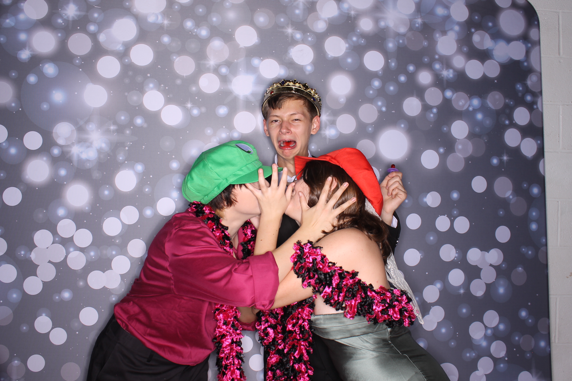 Deer Park Homecoming | View more photos from the event at gallery.photoboothcincy.com/u/PhotoBoothCincy/Deer-Park-Homecoming