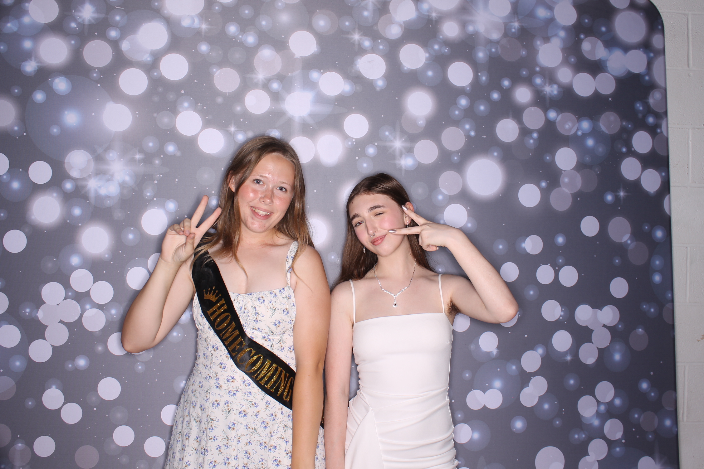 Deer Park Homecoming | View more photos from the event at gallery.photoboothcincy.com/u/PhotoBoothCincy/Deer-Park-Homecoming