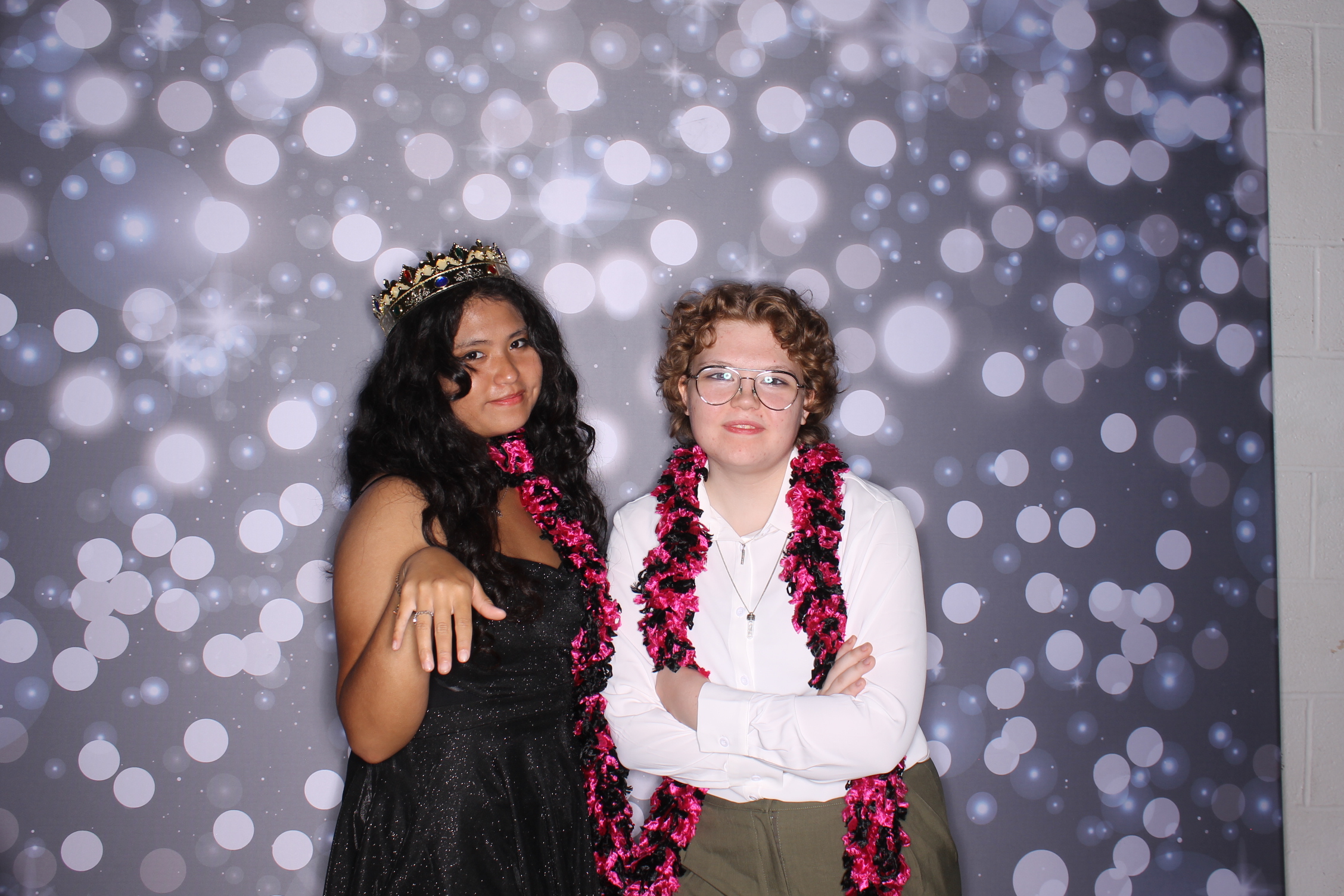 Deer Park Homecoming | View more photos from the event at gallery.photoboothcincy.com/u/PhotoBoothCincy/Deer-Park-Homecoming