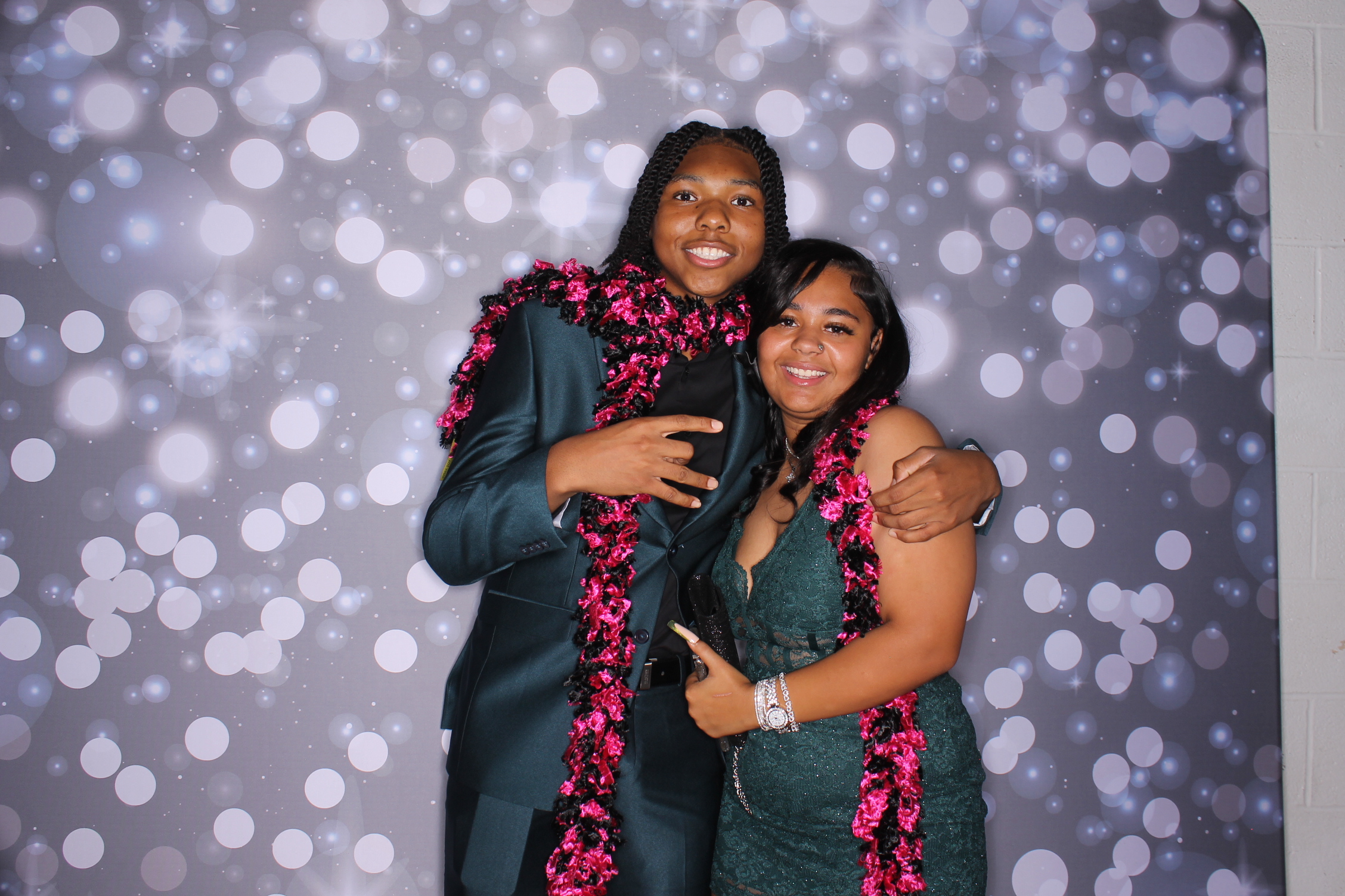 Deer Park Homecoming | View more photos from the event at gallery.photoboothcincy.com/u/PhotoBoothCincy/Deer-Park-Homecoming