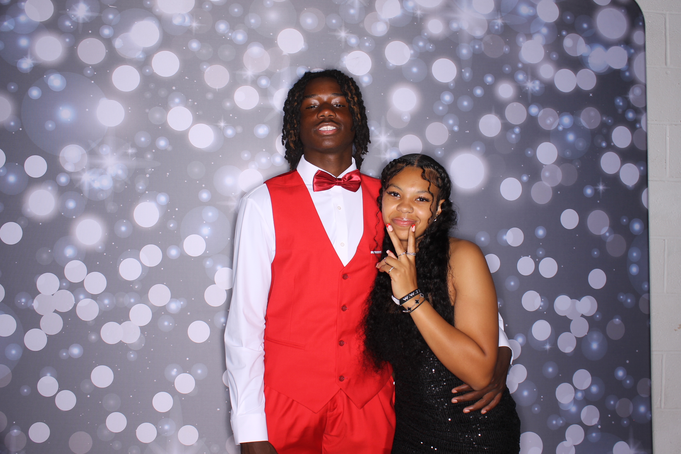 Deer Park Homecoming | View more photos from the event at gallery.photoboothcincy.com/u/PhotoBoothCincy/Deer-Park-Homecoming