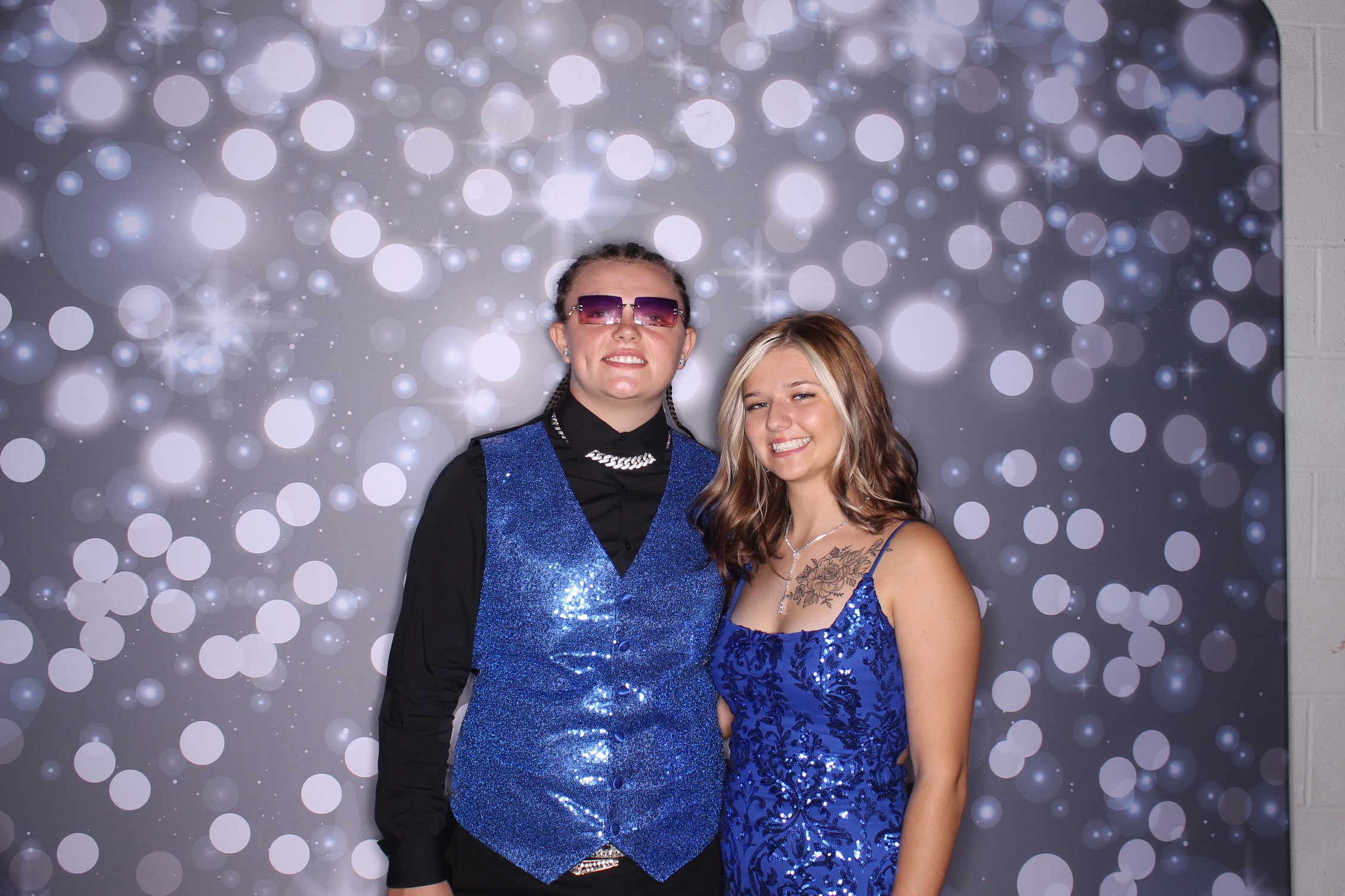 Deer Park Homecoming | View more photos from the event at gallery.photoboothcincy.com/u/PhotoBoothCincy/Deer-Park-Homecoming