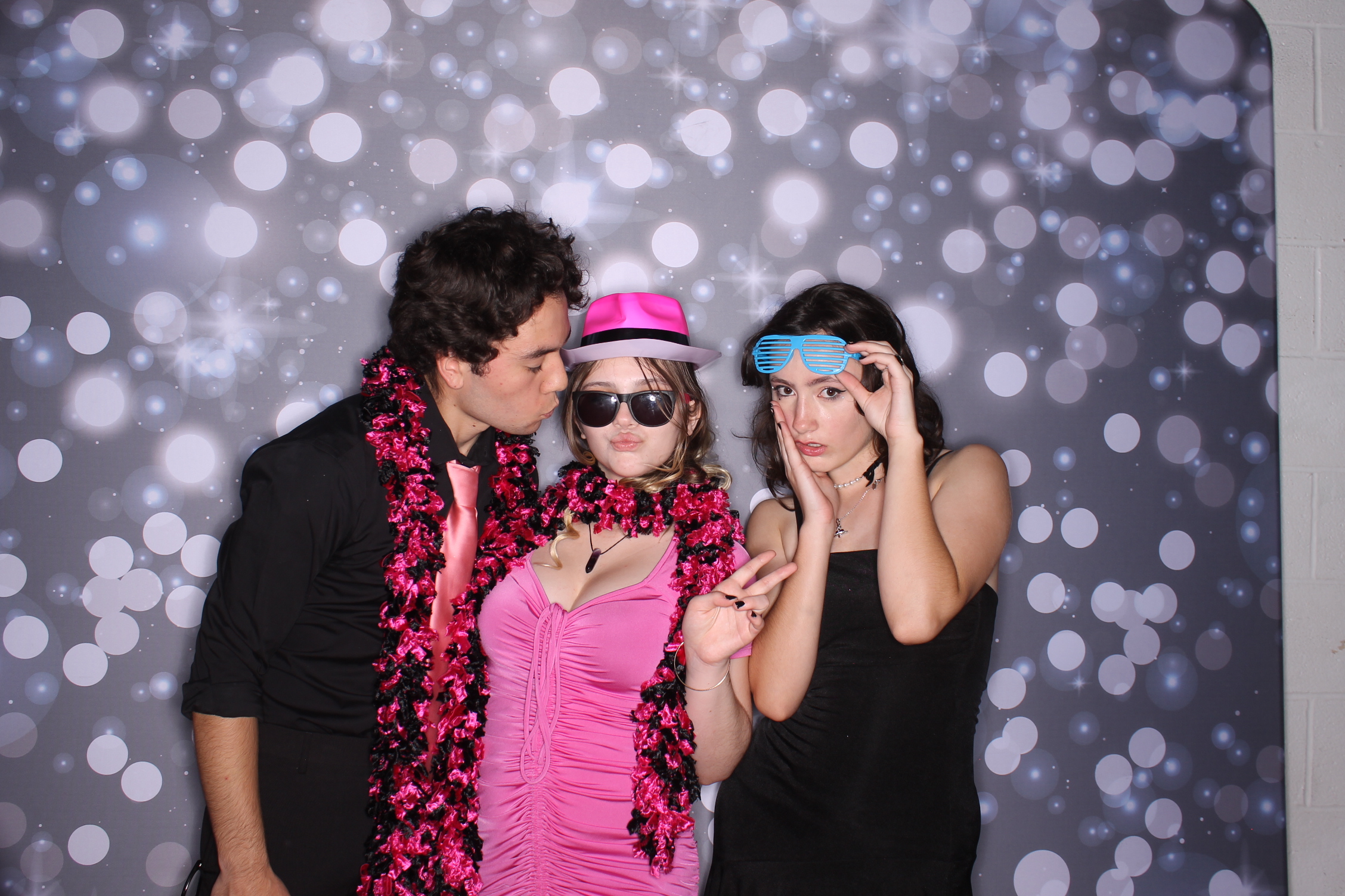 Deer Park Homecoming | View more photos from the event at gallery.photoboothcincy.com/u/PhotoBoothCincy/Deer-Park-Homecoming