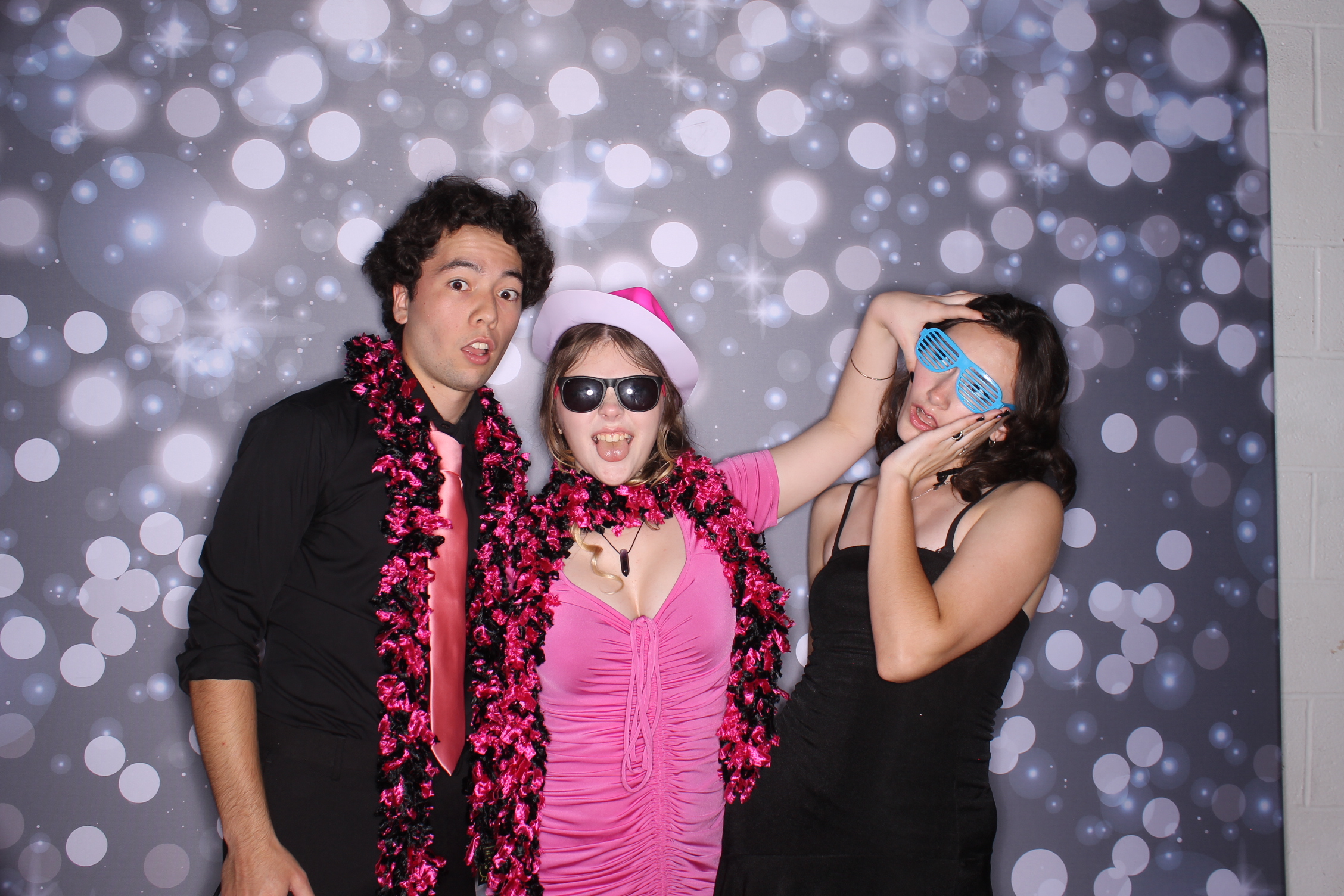 Deer Park Homecoming | View more photos from the event at gallery.photoboothcincy.com/u/PhotoBoothCincy/Deer-Park-Homecoming