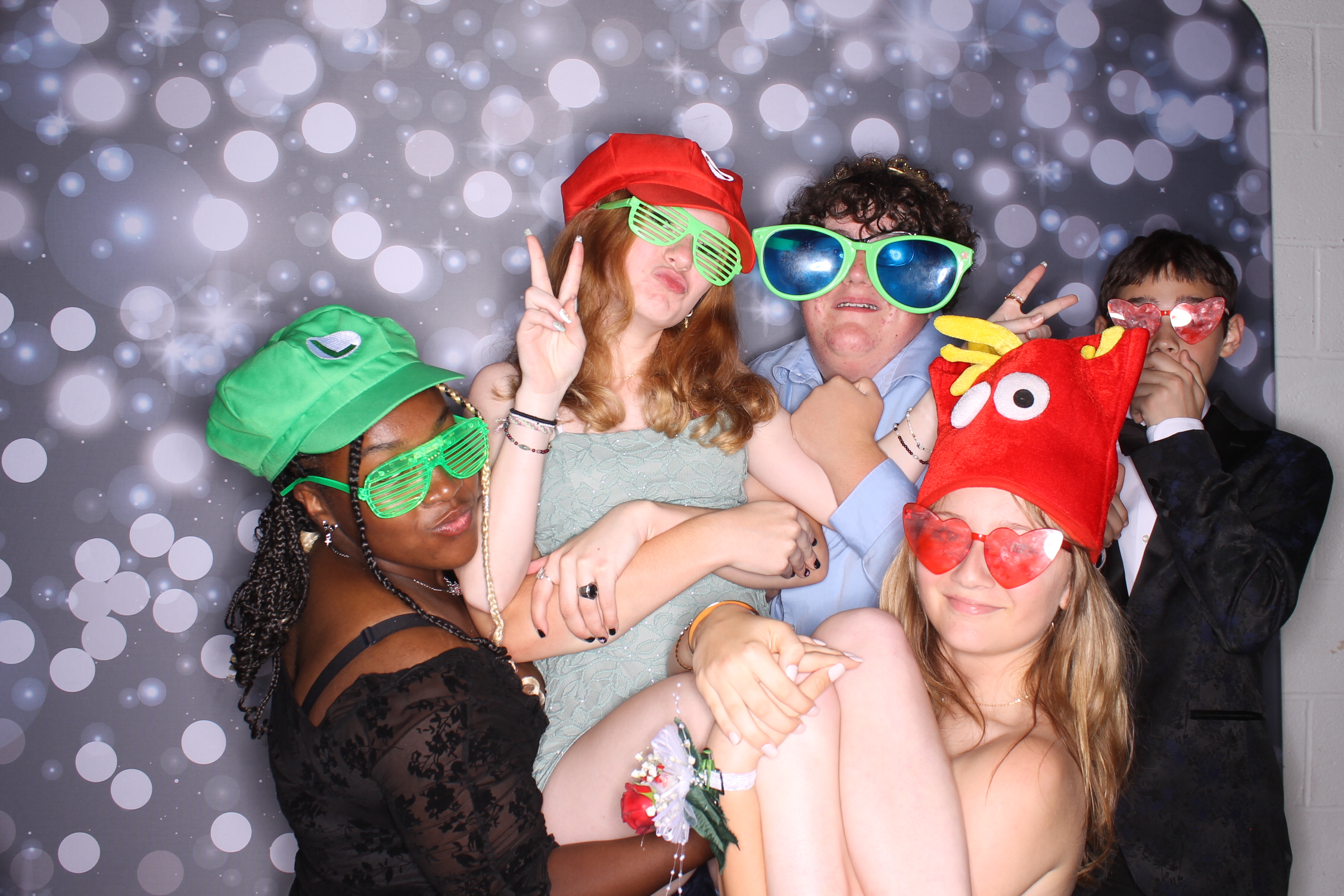 Deer Park Homecoming | View more photos from the event at gallery.photoboothcincy.com/u/PhotoBoothCincy/Deer-Park-Homecoming