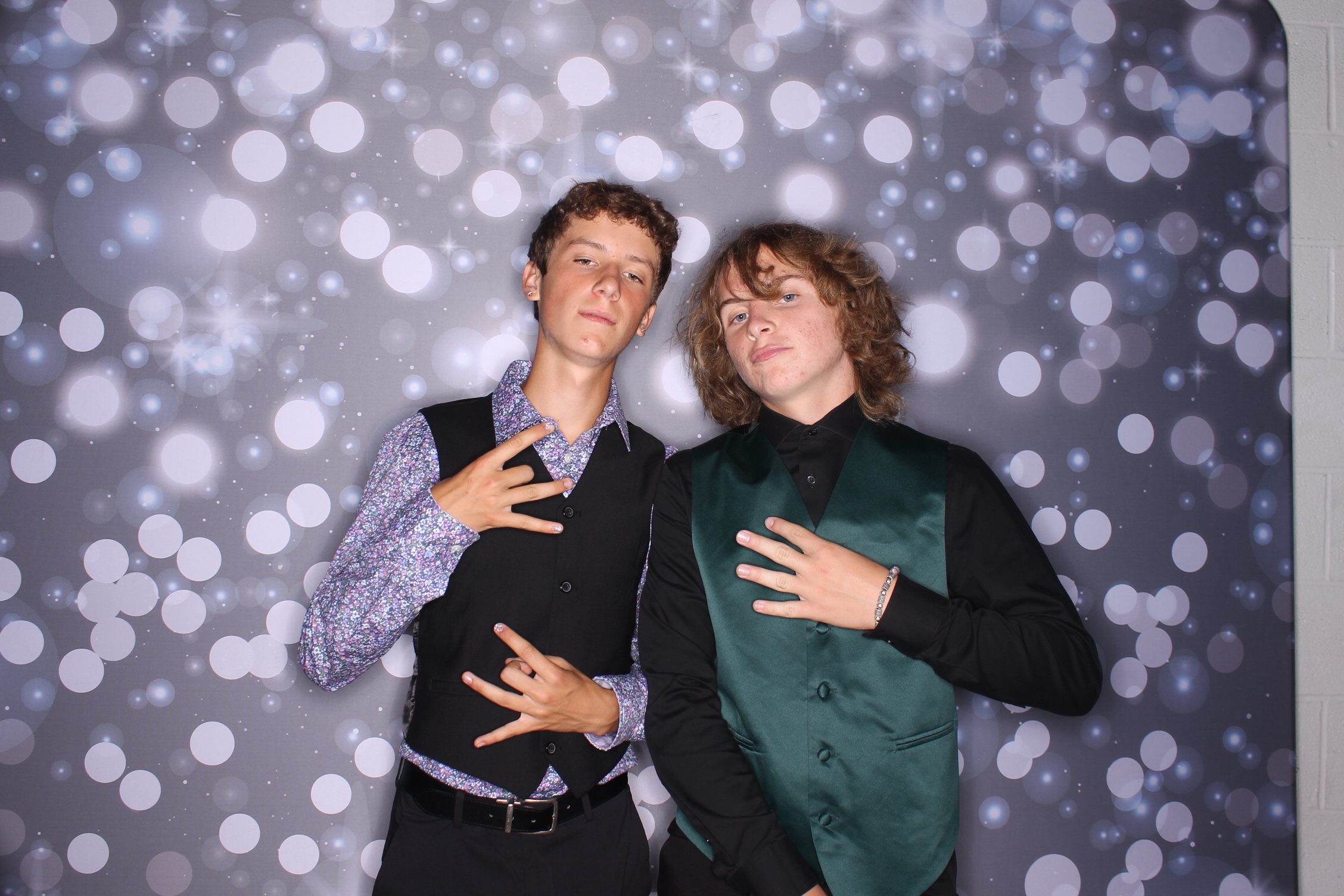 Deer Park Homecoming | View more photos from the event at gallery.photoboothcincy.com/u/PhotoBoothCincy/Deer-Park-Homecoming