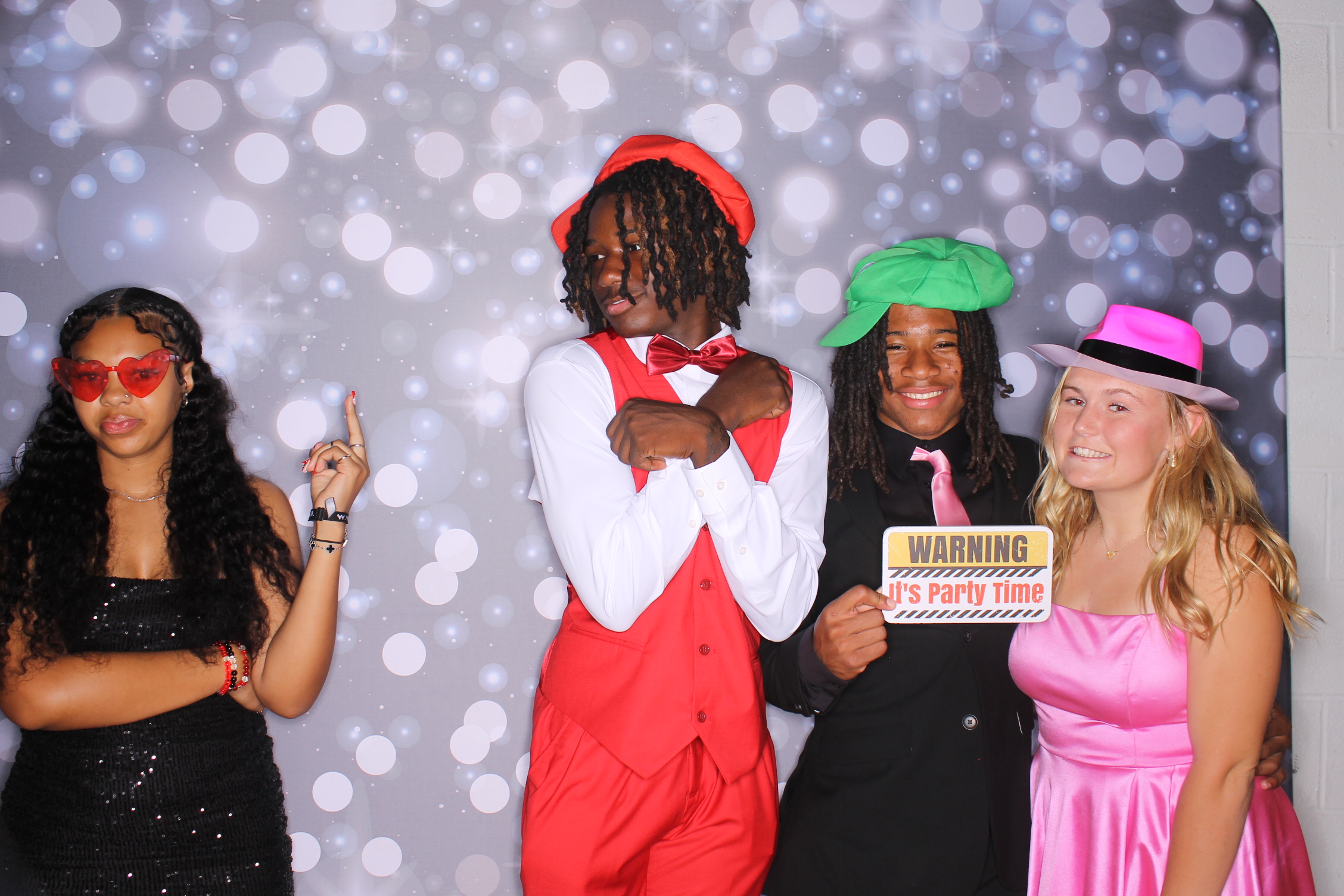 Deer Park Homecoming | View more photos from the event at gallery.photoboothcincy.com/u/PhotoBoothCincy/Deer-Park-Homecoming