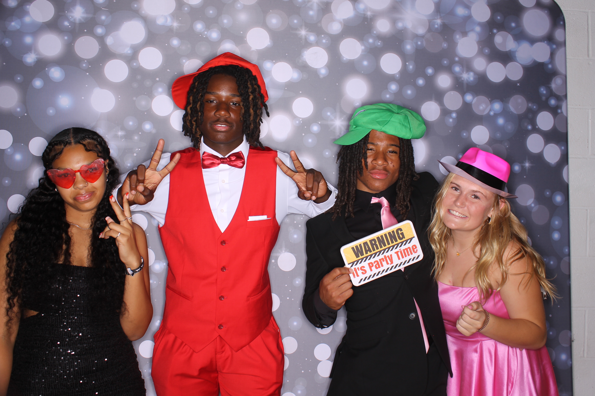 Deer Park Homecoming | View more photos from the event at gallery.photoboothcincy.com/u/PhotoBoothCincy/Deer-Park-Homecoming