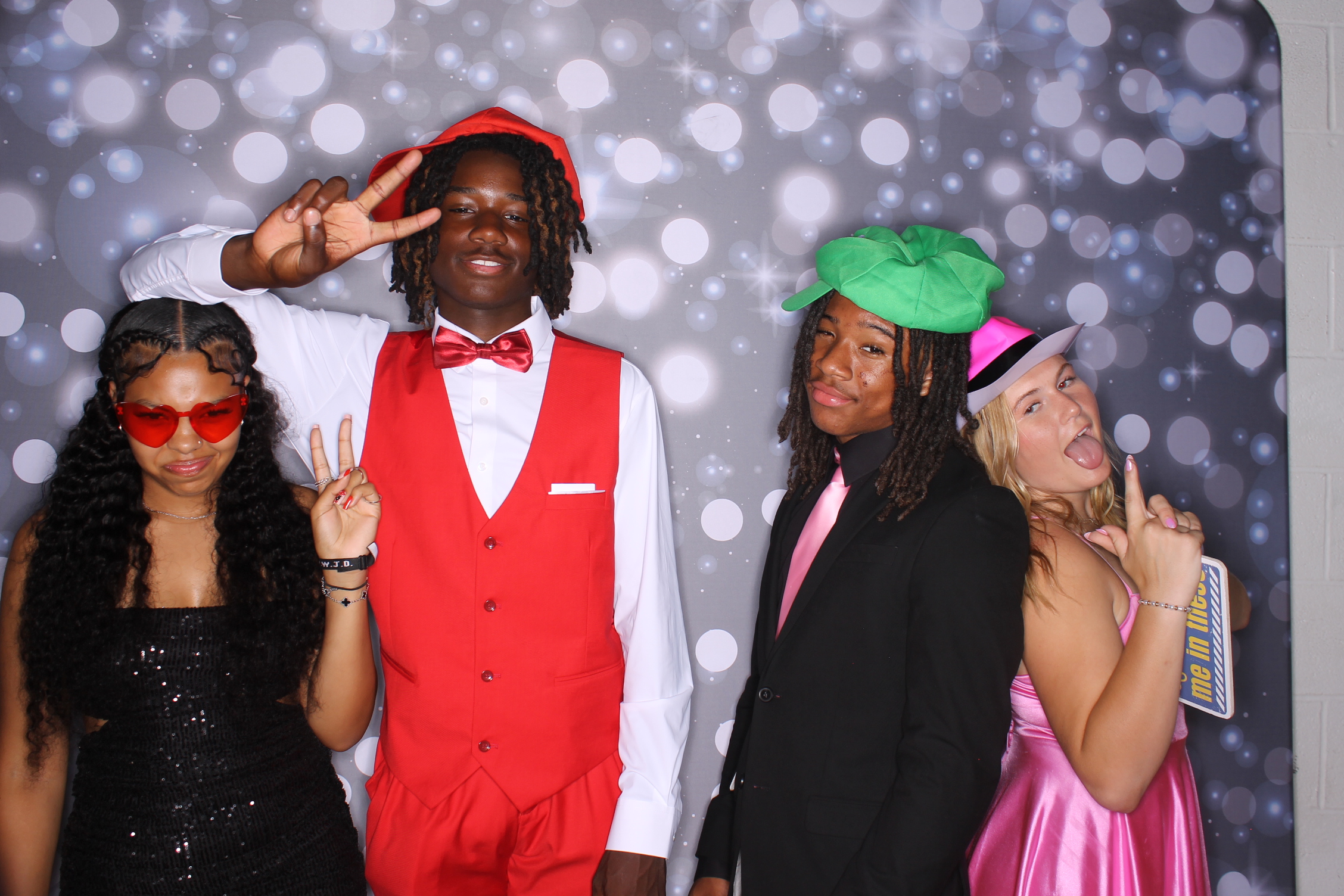 Deer Park Homecoming | View more photos from the event at gallery.photoboothcincy.com/u/PhotoBoothCincy/Deer-Park-Homecoming