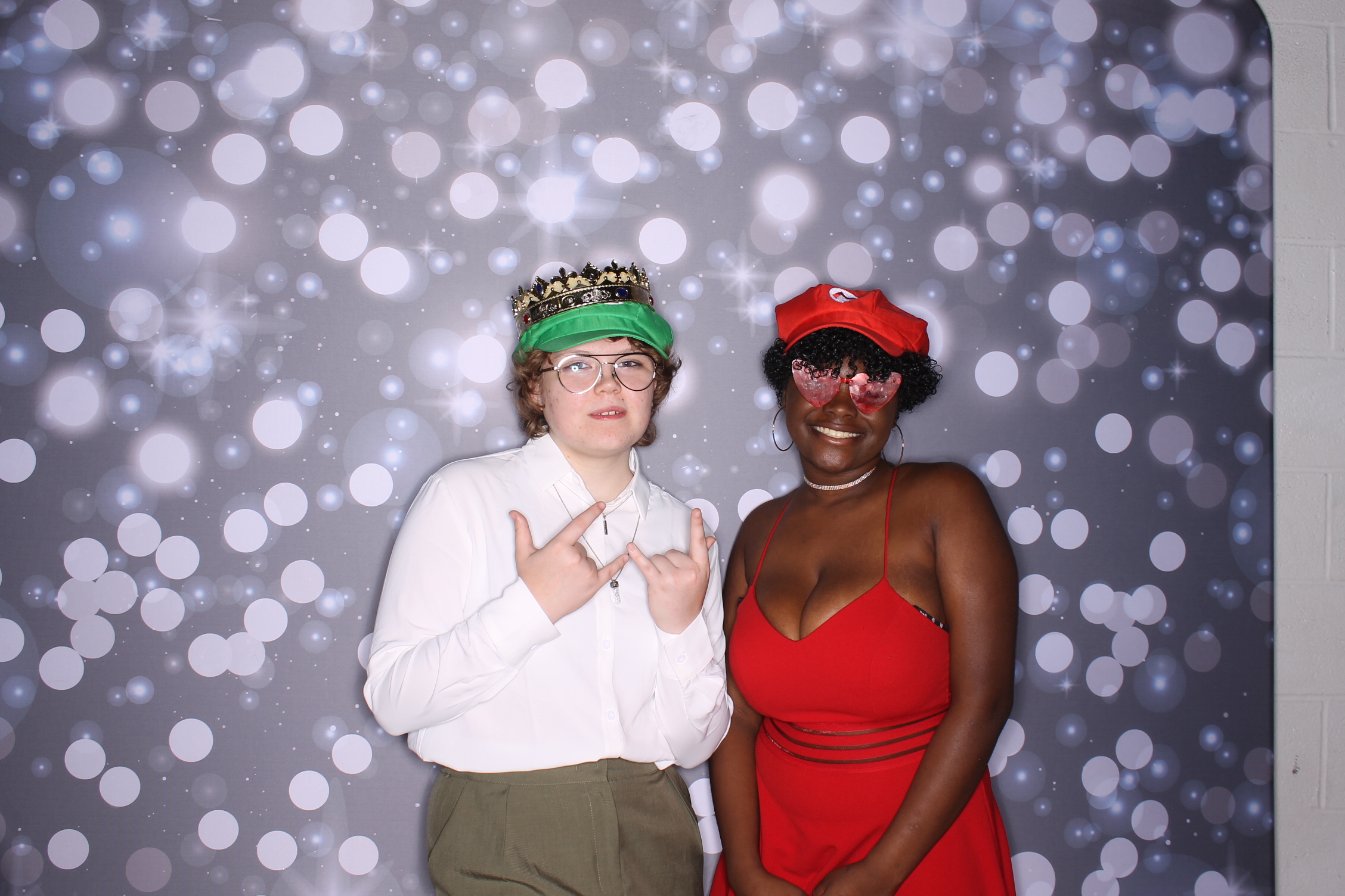Deer Park Homecoming | View more photos from the event at gallery.photoboothcincy.com/u/PhotoBoothCincy/Deer-Park-Homecoming