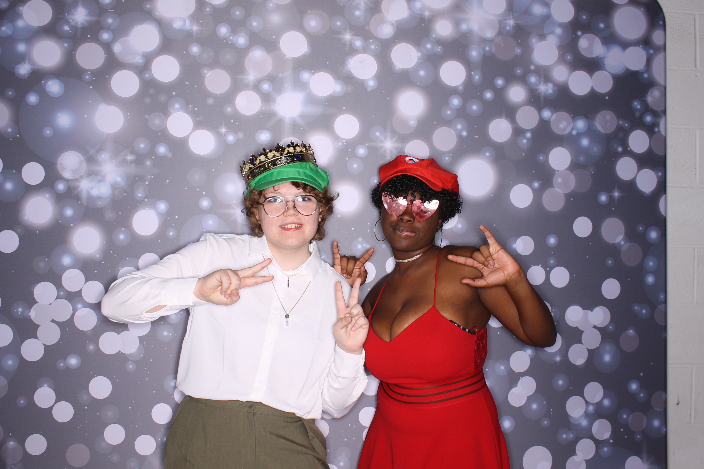 Deer Park Homecoming | View more photos from the event at gallery.photoboothcincy.com/u/PhotoBoothCincy/Deer-Park-Homecoming