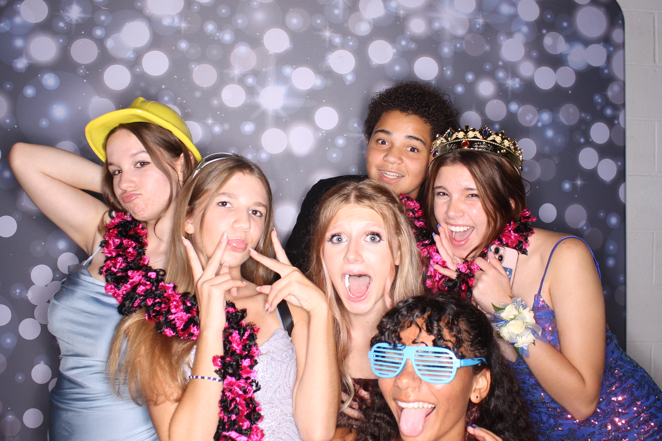 Deer Park Homecoming | View more photos from the event at gallery.photoboothcincy.com/u/PhotoBoothCincy/Deer-Park-Homecoming
