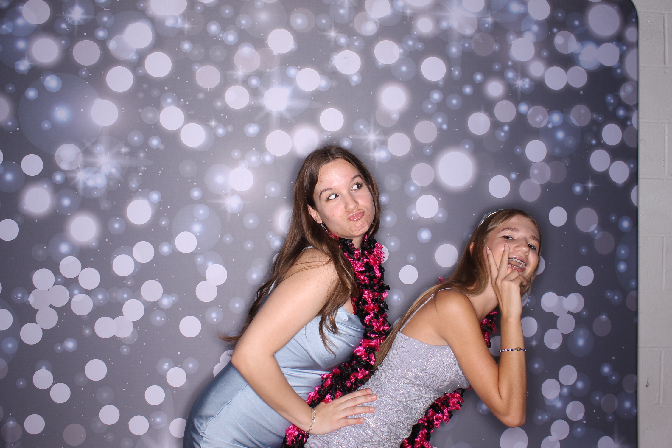 Deer Park Homecoming | View more photos from the event at gallery.photoboothcincy.com/u/PhotoBoothCincy/Deer-Park-Homecoming