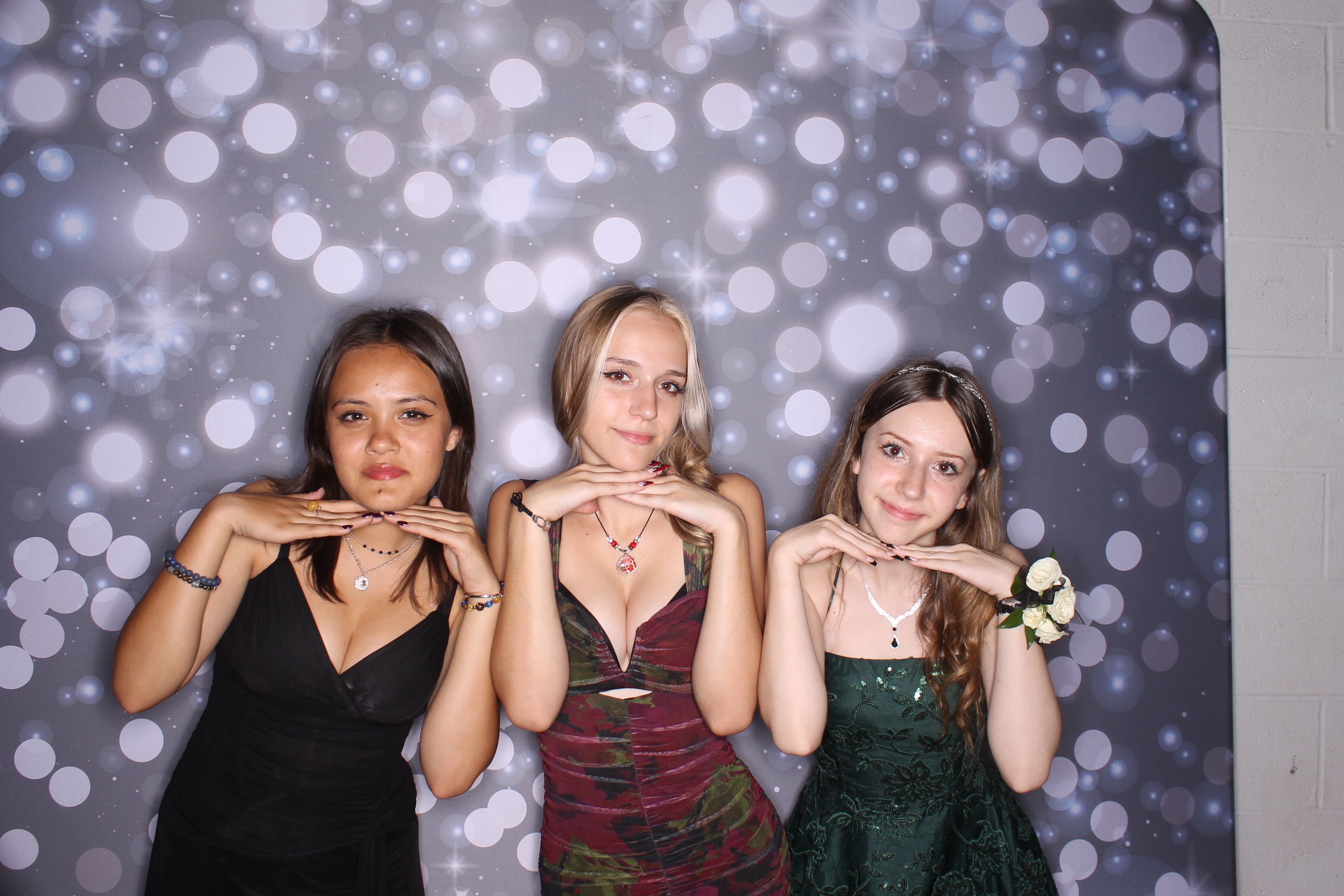 Deer Park Homecoming | View more photos from the event at gallery.photoboothcincy.com/u/PhotoBoothCincy/Deer-Park-Homecoming