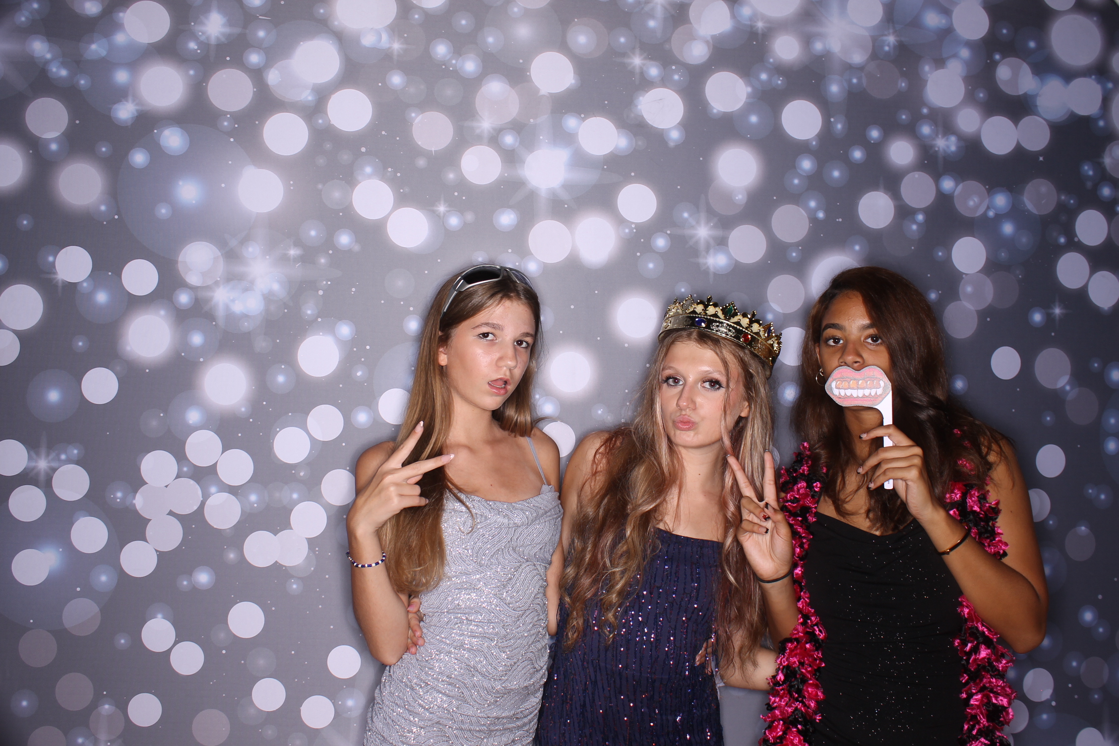 Deer Park Homecoming | View more photos from the event at gallery.photoboothcincy.com/u/PhotoBoothCincy/Deer-Park-Homecoming