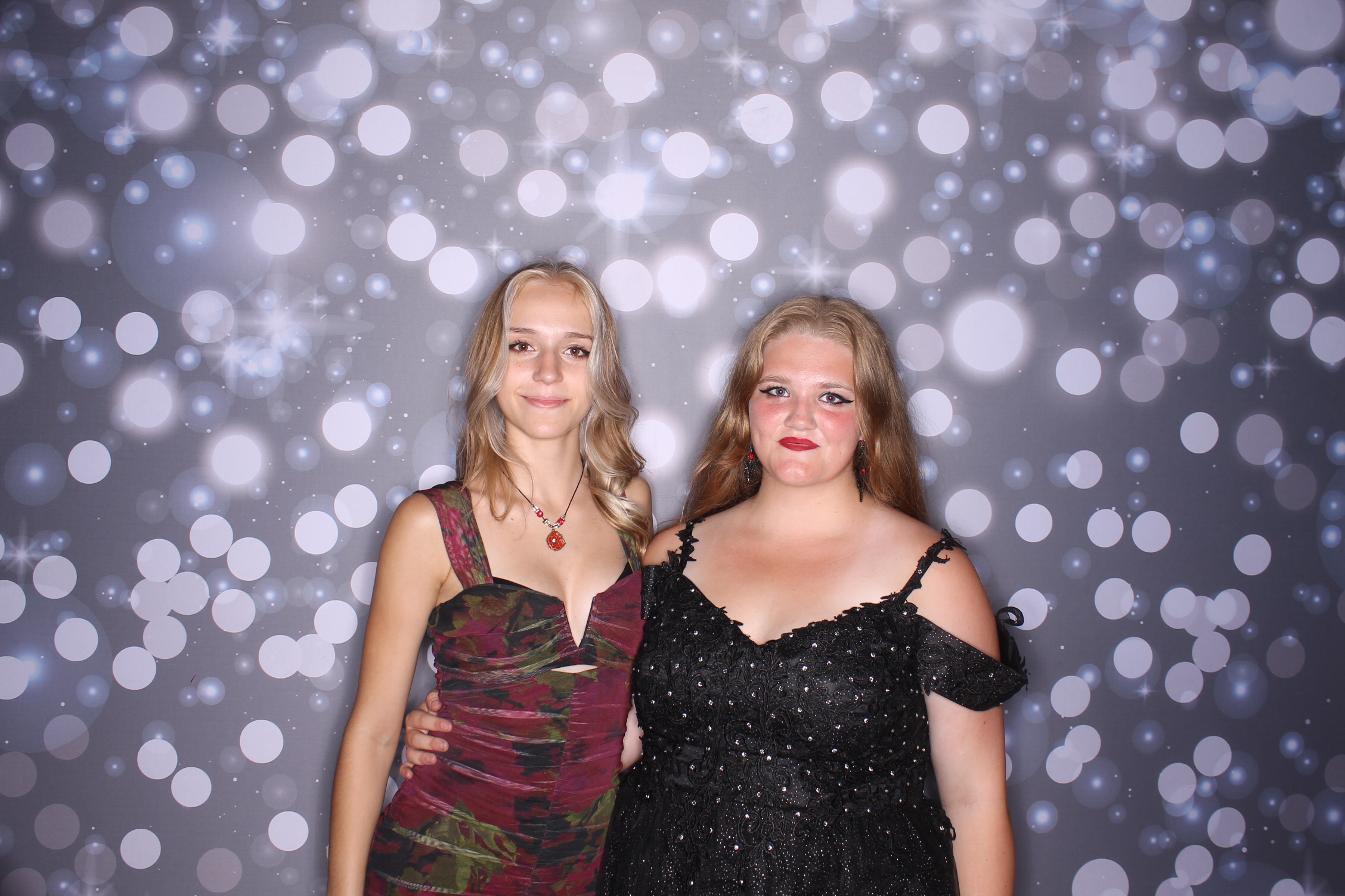 Deer Park Homecoming | View more photos from the event at gallery.photoboothcincy.com/u/PhotoBoothCincy/Deer-Park-Homecoming