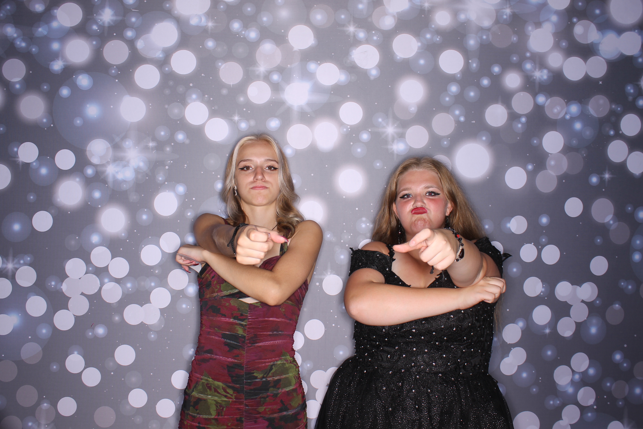 Deer Park Homecoming | View more photos from the event at gallery.photoboothcincy.com/u/PhotoBoothCincy/Deer-Park-Homecoming