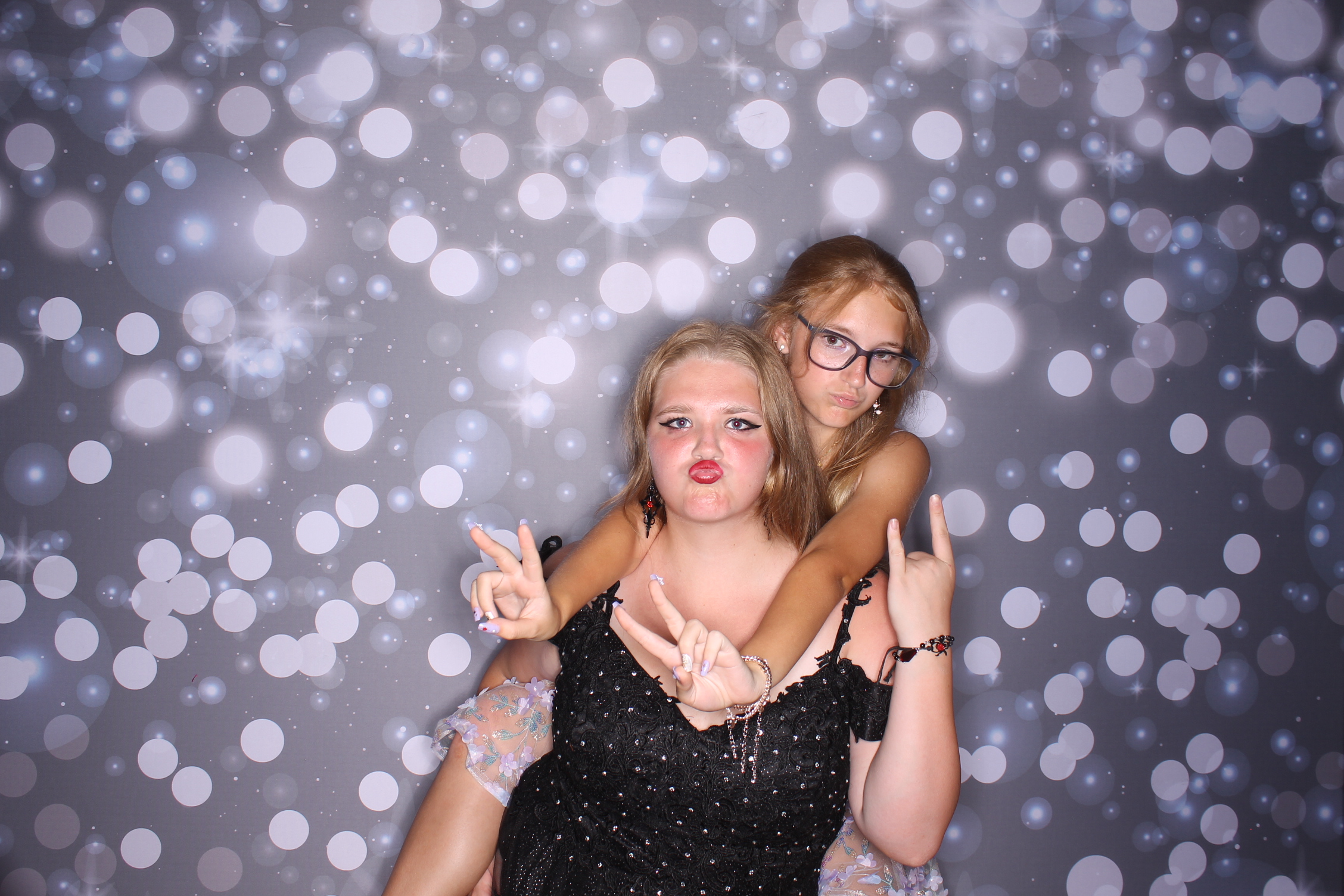 Deer Park Homecoming | View more photos from the event at gallery.photoboothcincy.com/u/PhotoBoothCincy/Deer-Park-Homecoming