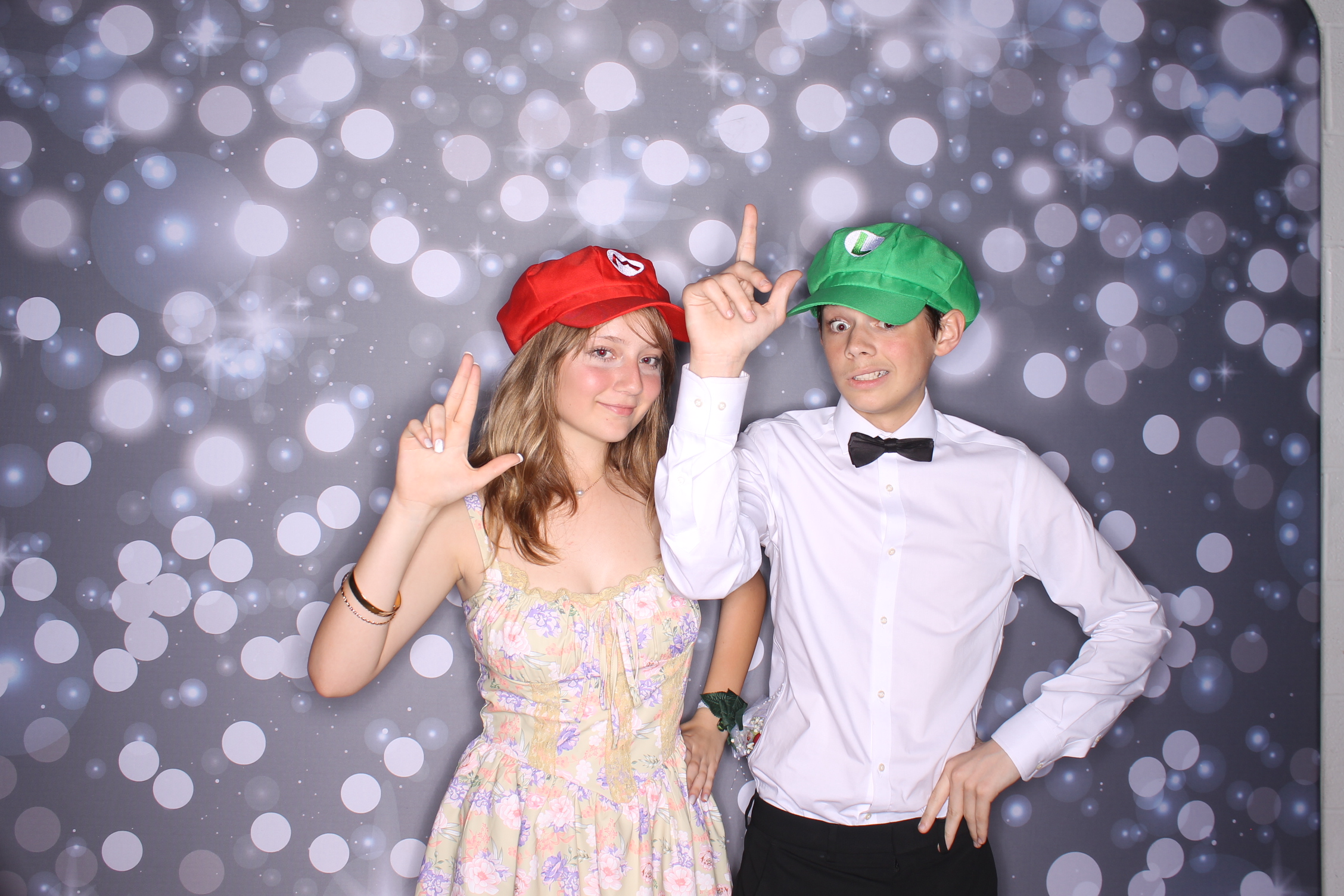 Deer Park Homecoming | View more photos from the event at gallery.photoboothcincy.com/u/PhotoBoothCincy/Deer-Park-Homecoming