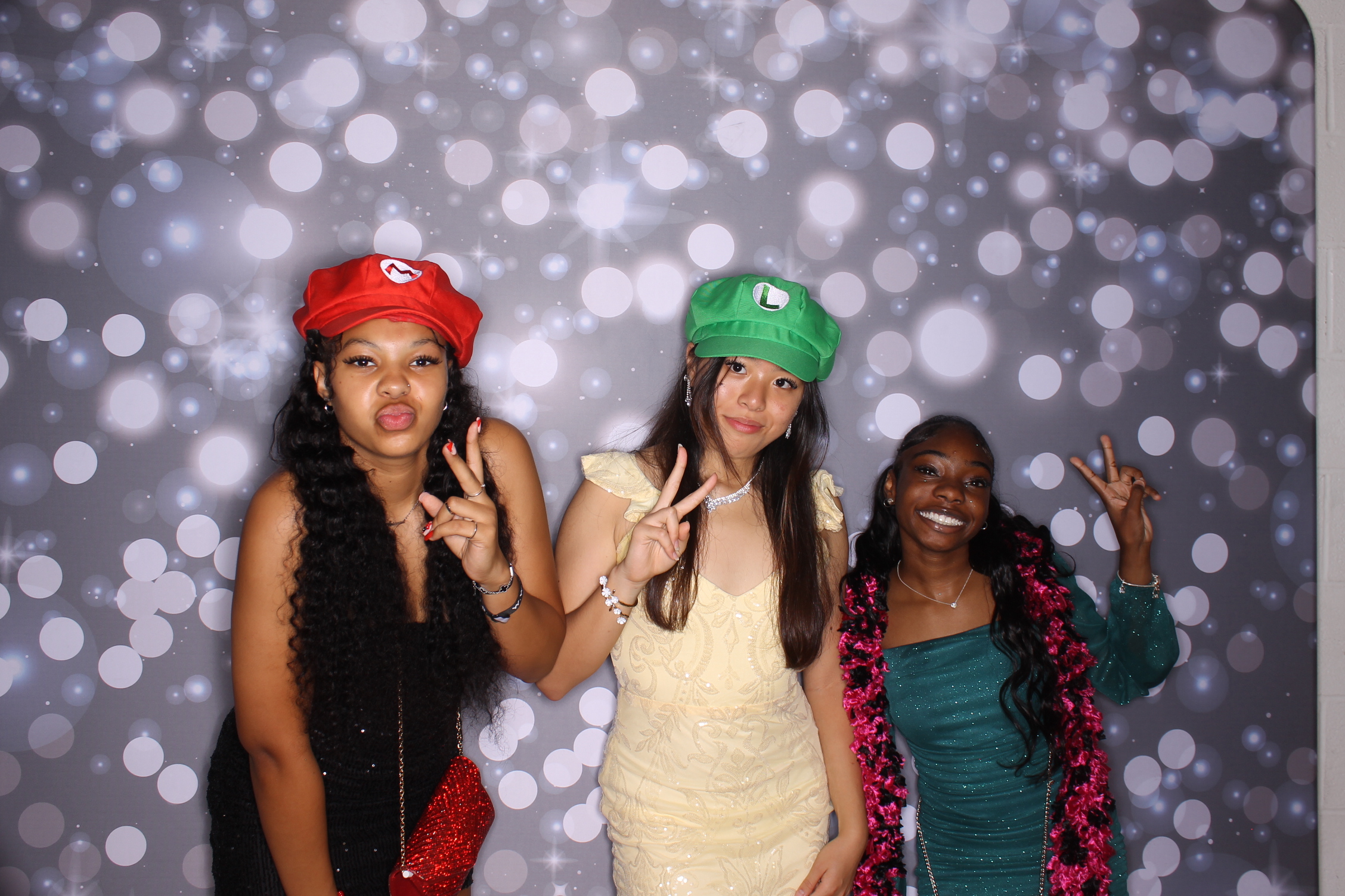 Deer Park Homecoming | View more photos from the event at gallery.photoboothcincy.com/u/PhotoBoothCincy/Deer-Park-Homecoming